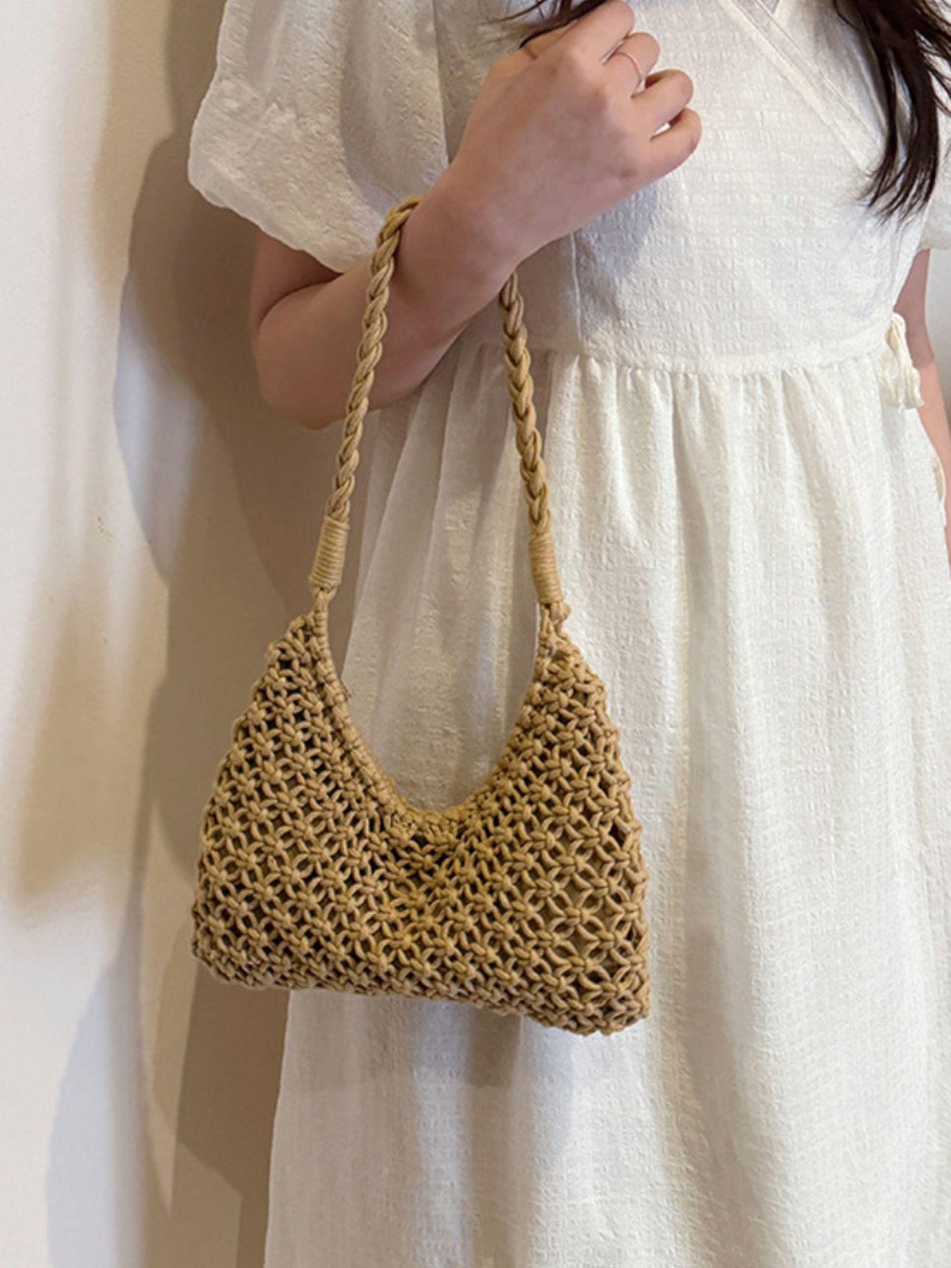 Woven Shoulder Bag 2