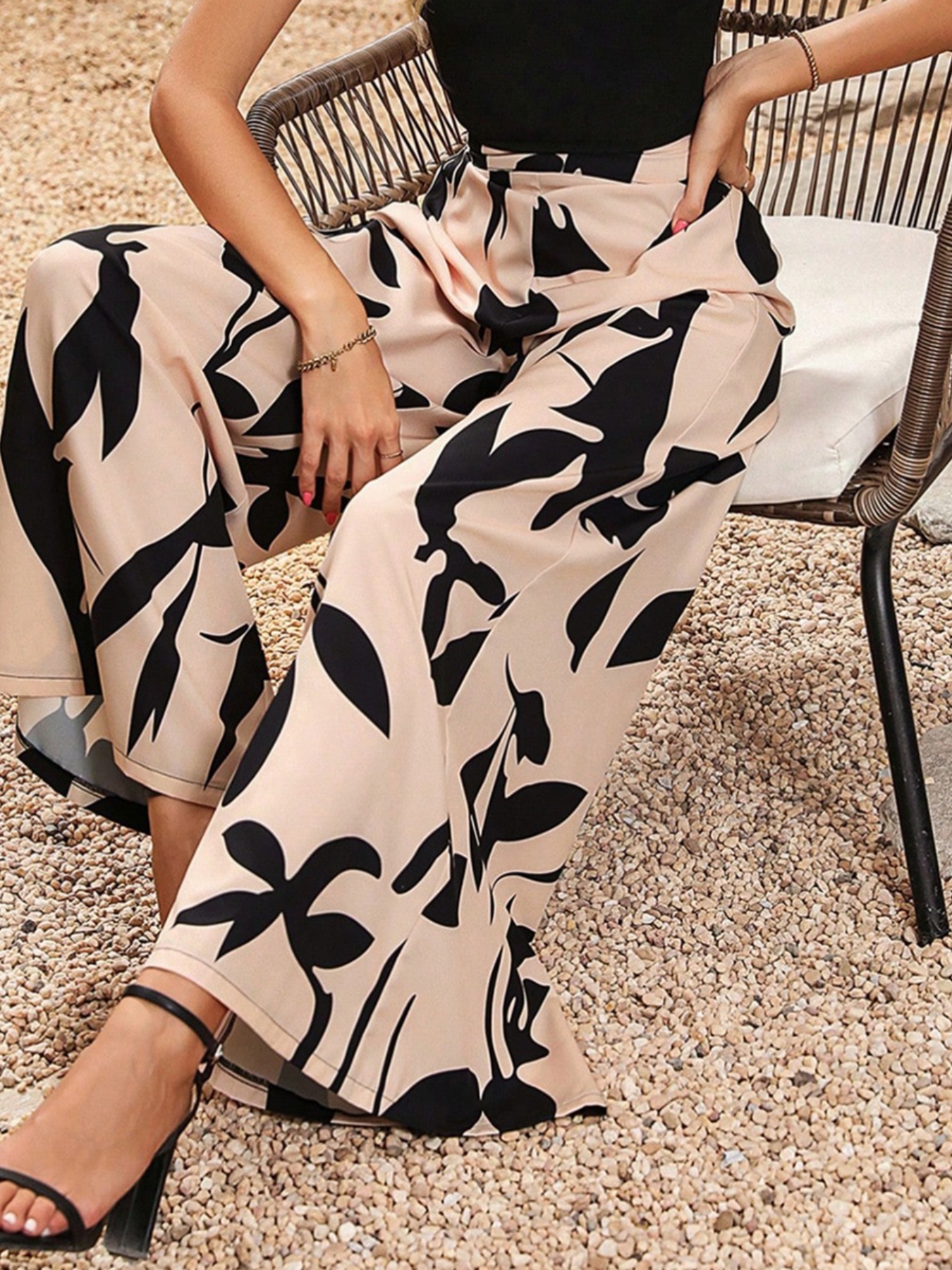 Printed Wide Leg Pants