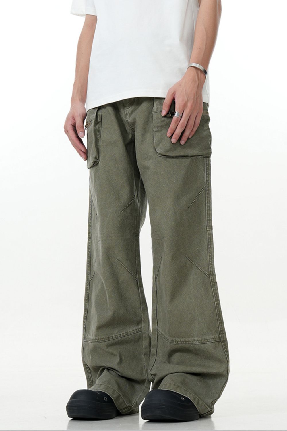 Men's Wide Leg Cargo Pants