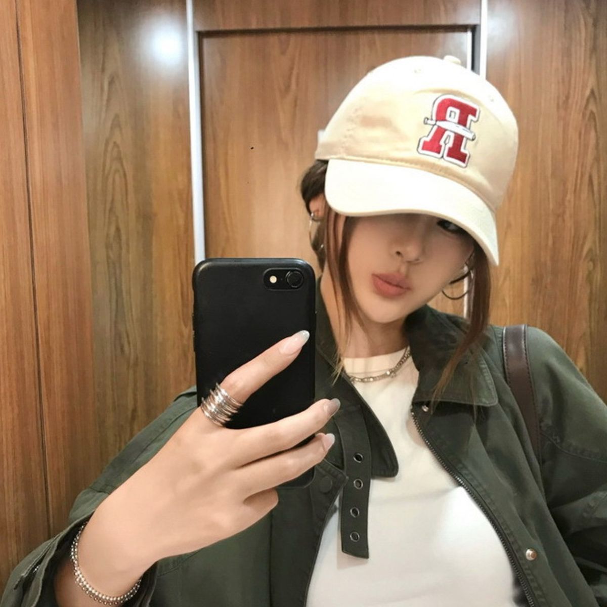 Letter Embroidered Classic Baseball Cap 3