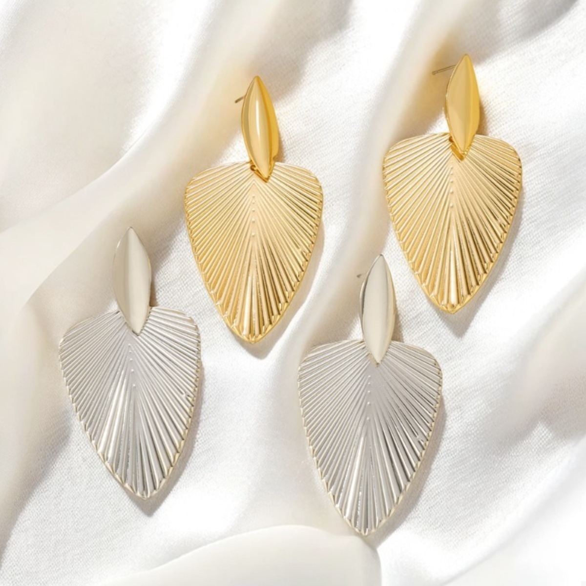 Alloy Textured Earrings