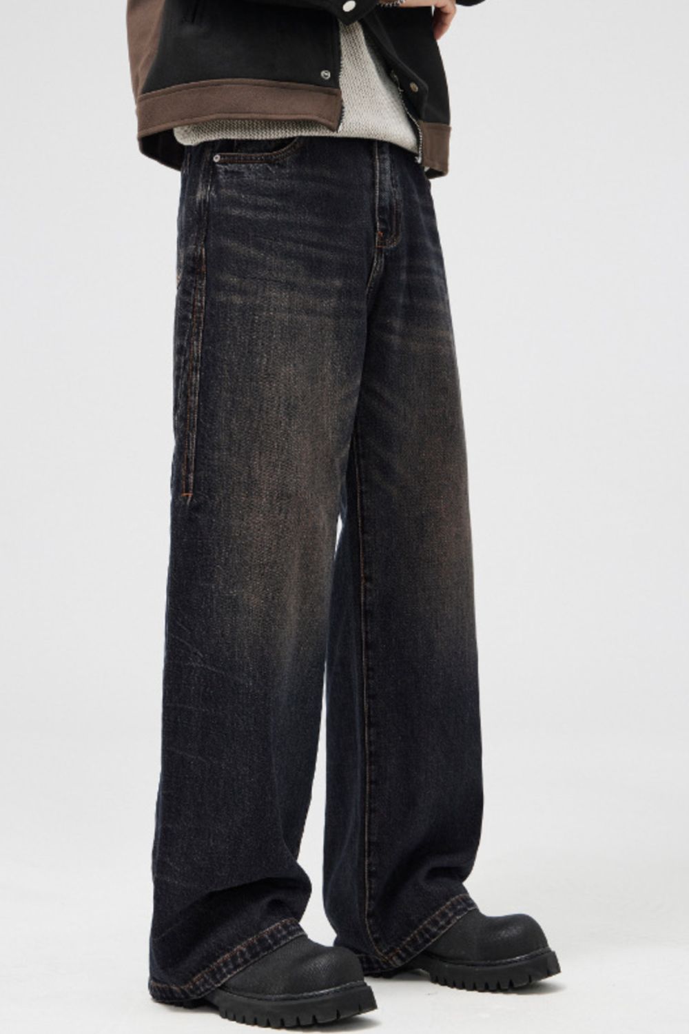 Men's Vintage Wash Wide Leg Jeans