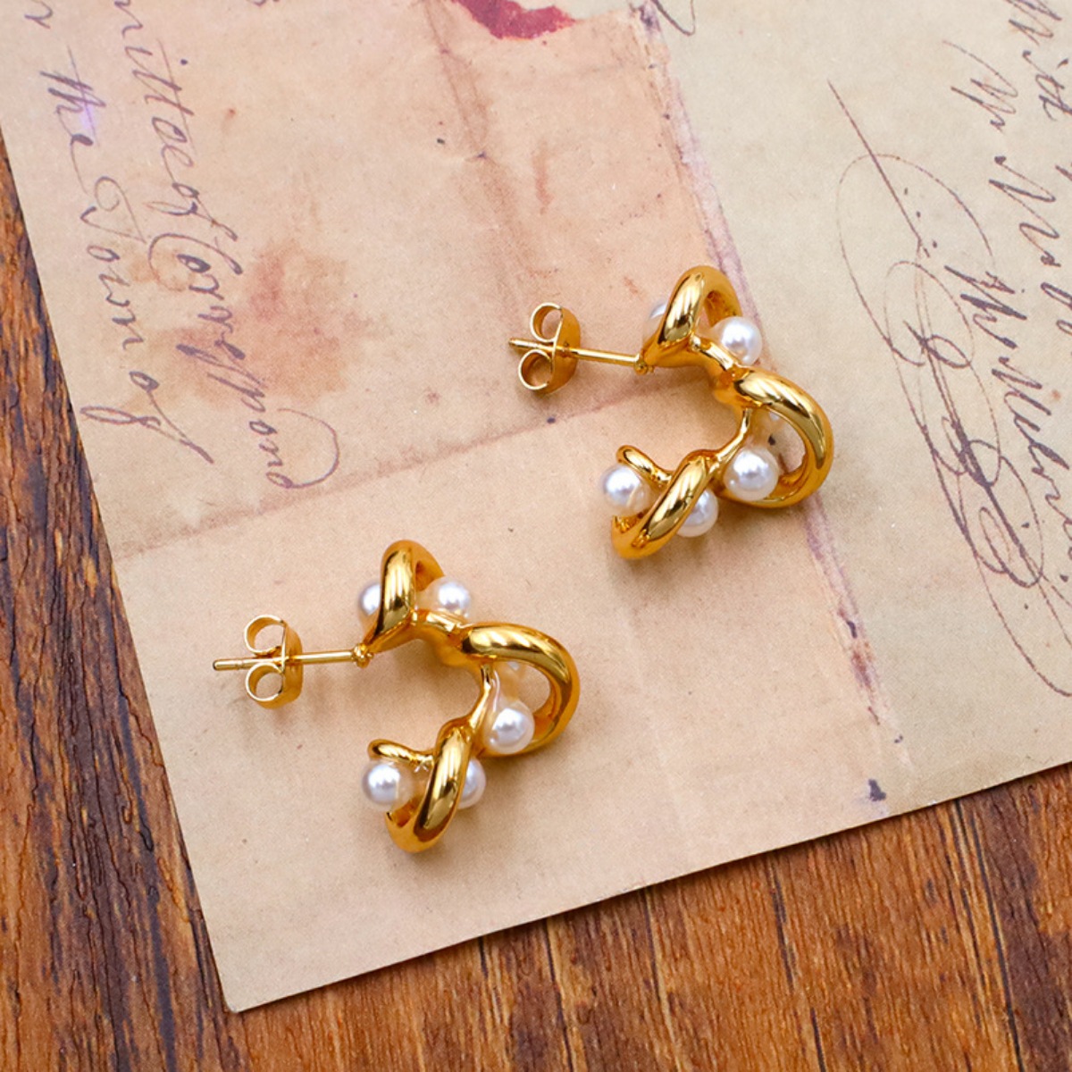 18K Gold-Plated Pearl Earrings