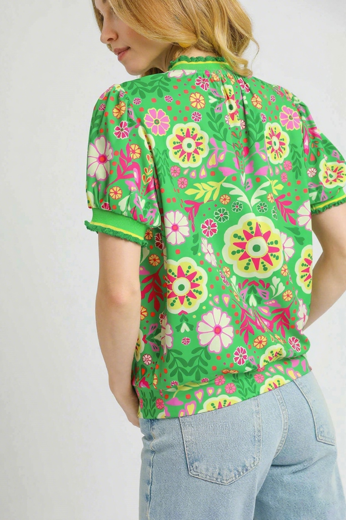 Umgee Retro Floral Puff Sleeve Top