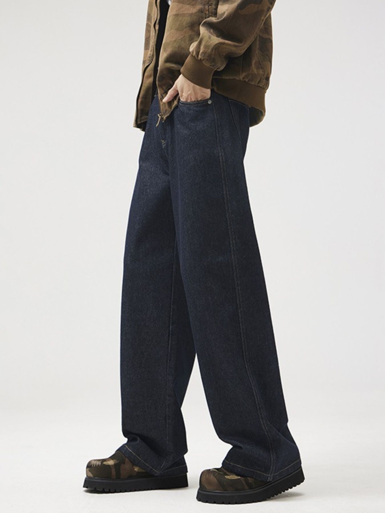 Men's Wide Leg Jeans