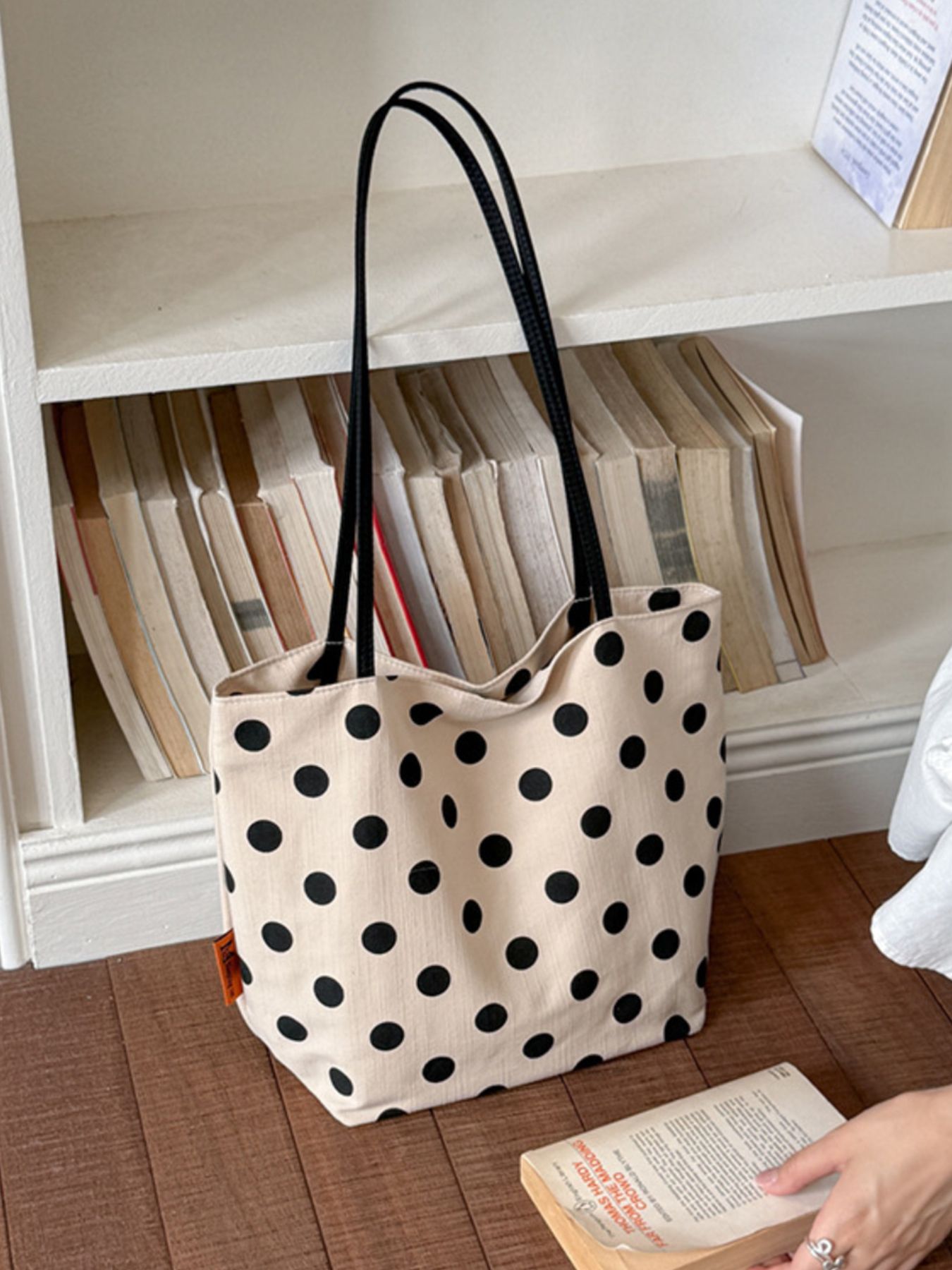 Polka Dot Shoulder Bag 17