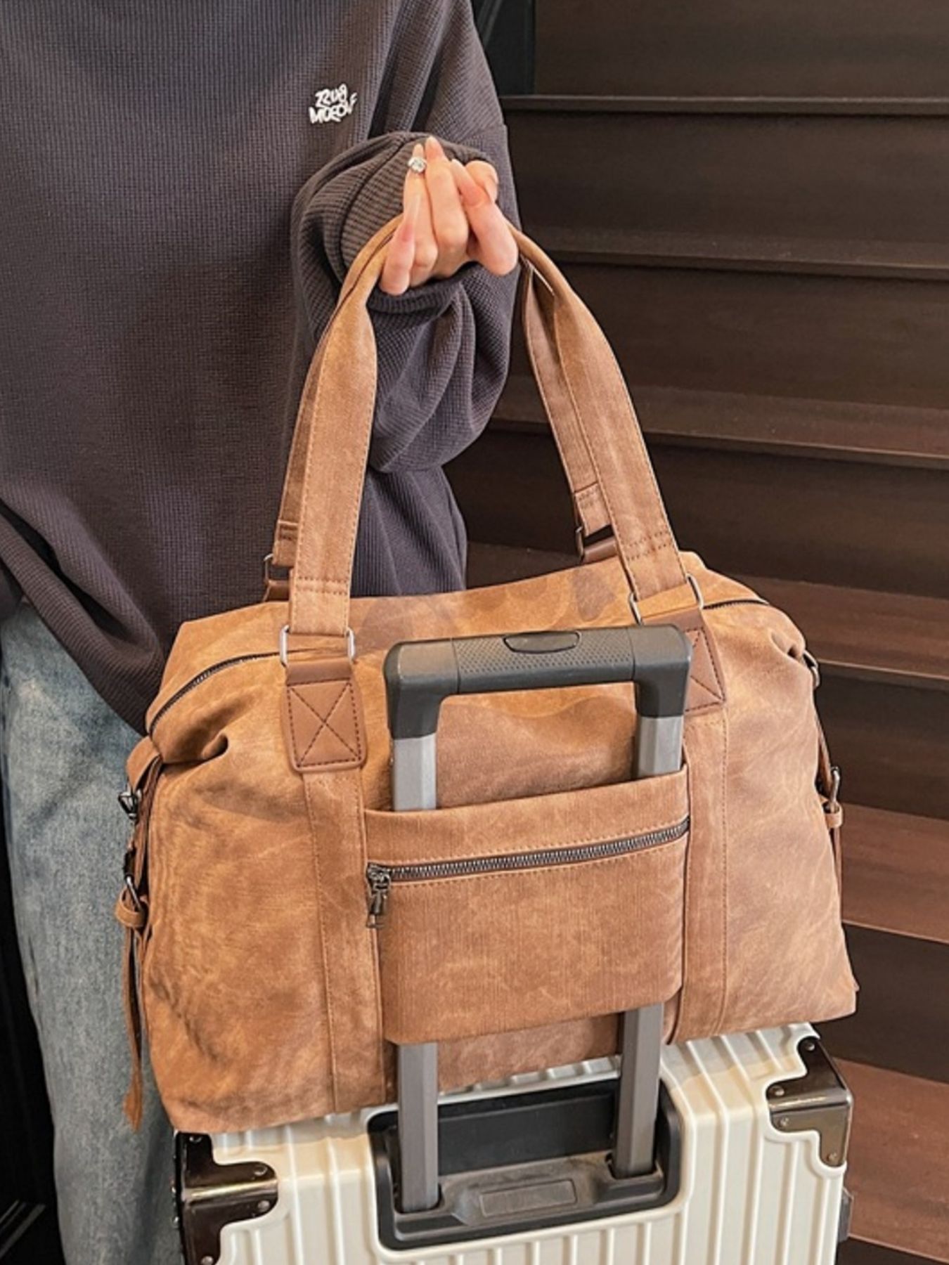 Vintage Adjustable Strap Duffel Bag 4