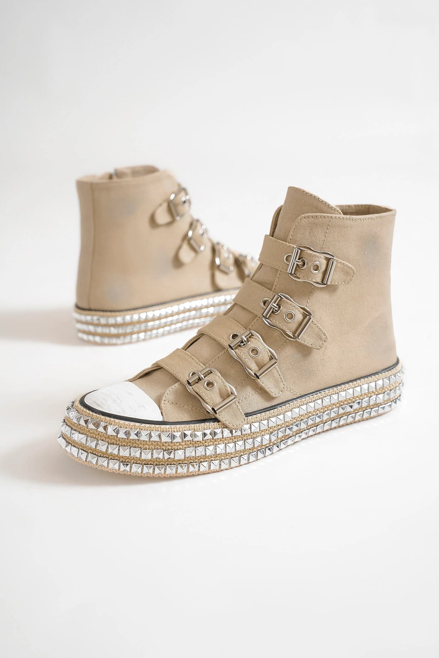 Multi-Buckle Straps Studded Platform Sneakers