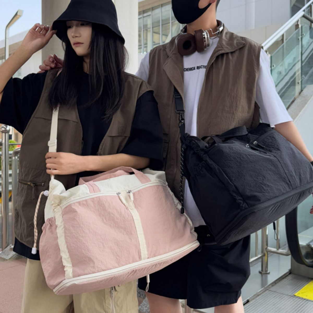 Color Block Travel Bag