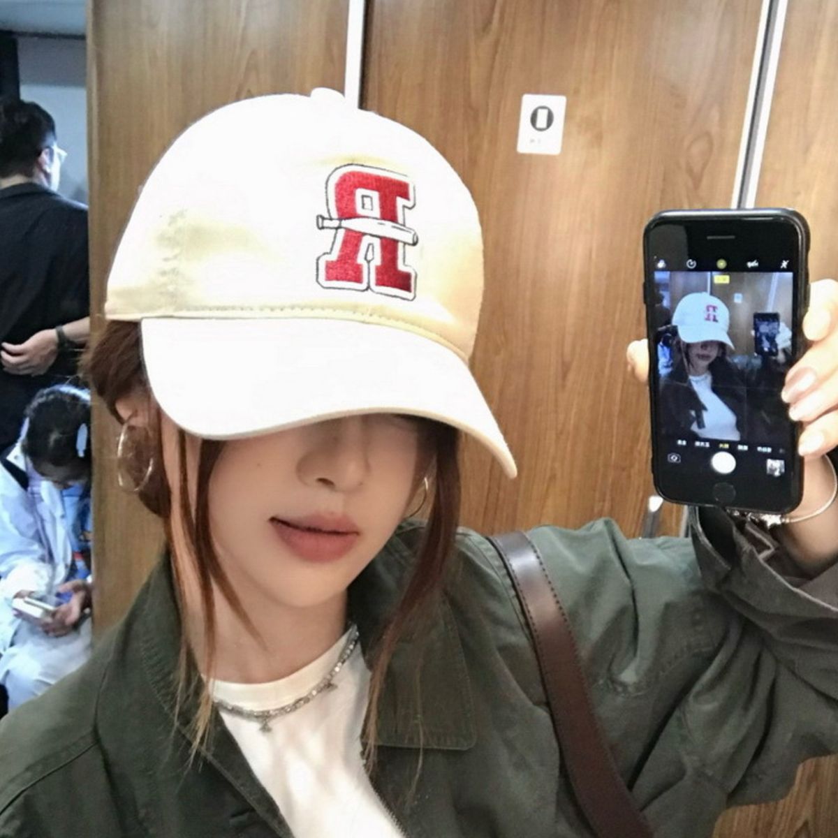 Letter Embroidered Classic Baseball Cap 2