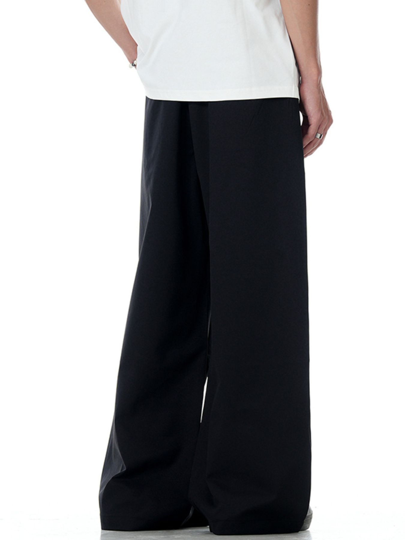 Men's Wide-Leg Drawstring Pants