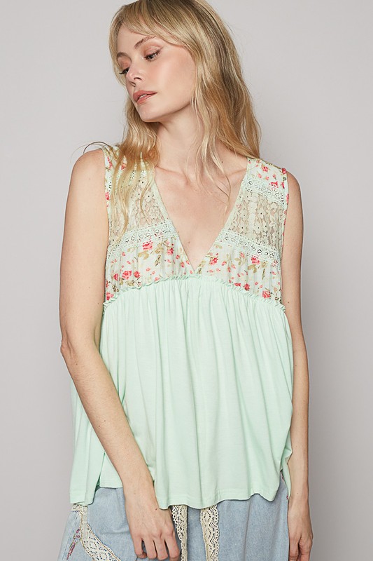 Lace Detail Frill Floral V-Neck Sleeveless Top