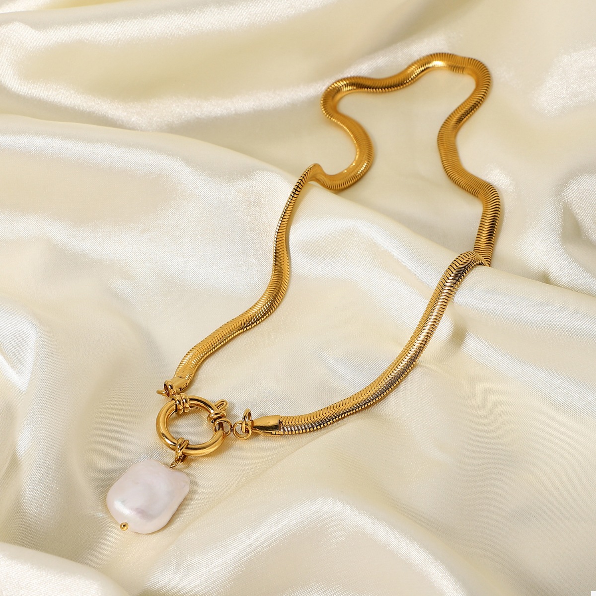18K Gold-Plated Freshwater Pearl Pendant Necklace
