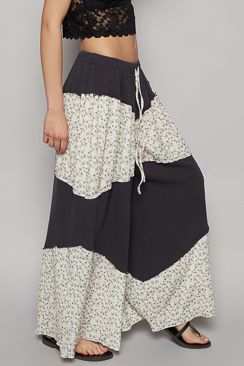 Contrast Floral Drawstring Wide Leg Pants