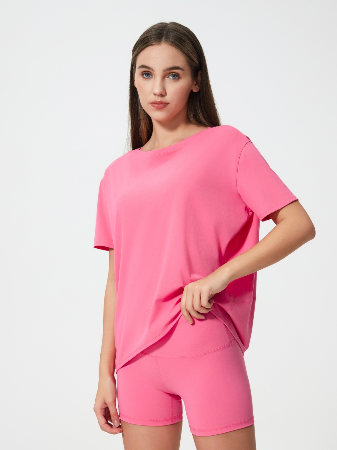 Round Neck Short Sleeve Active T-Shirt