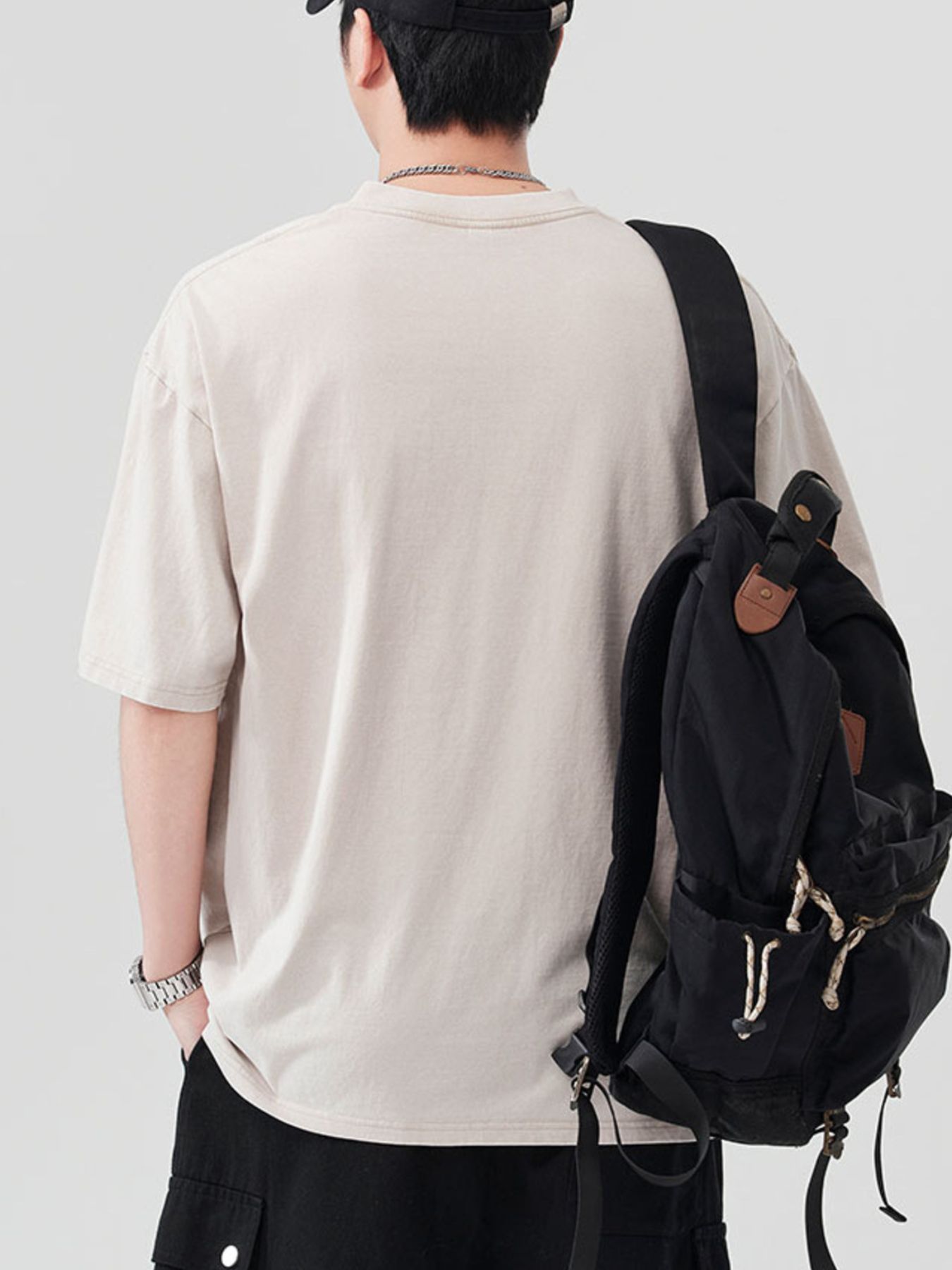 Men's Graphic Round Neck Short Sleeve T-Shirt