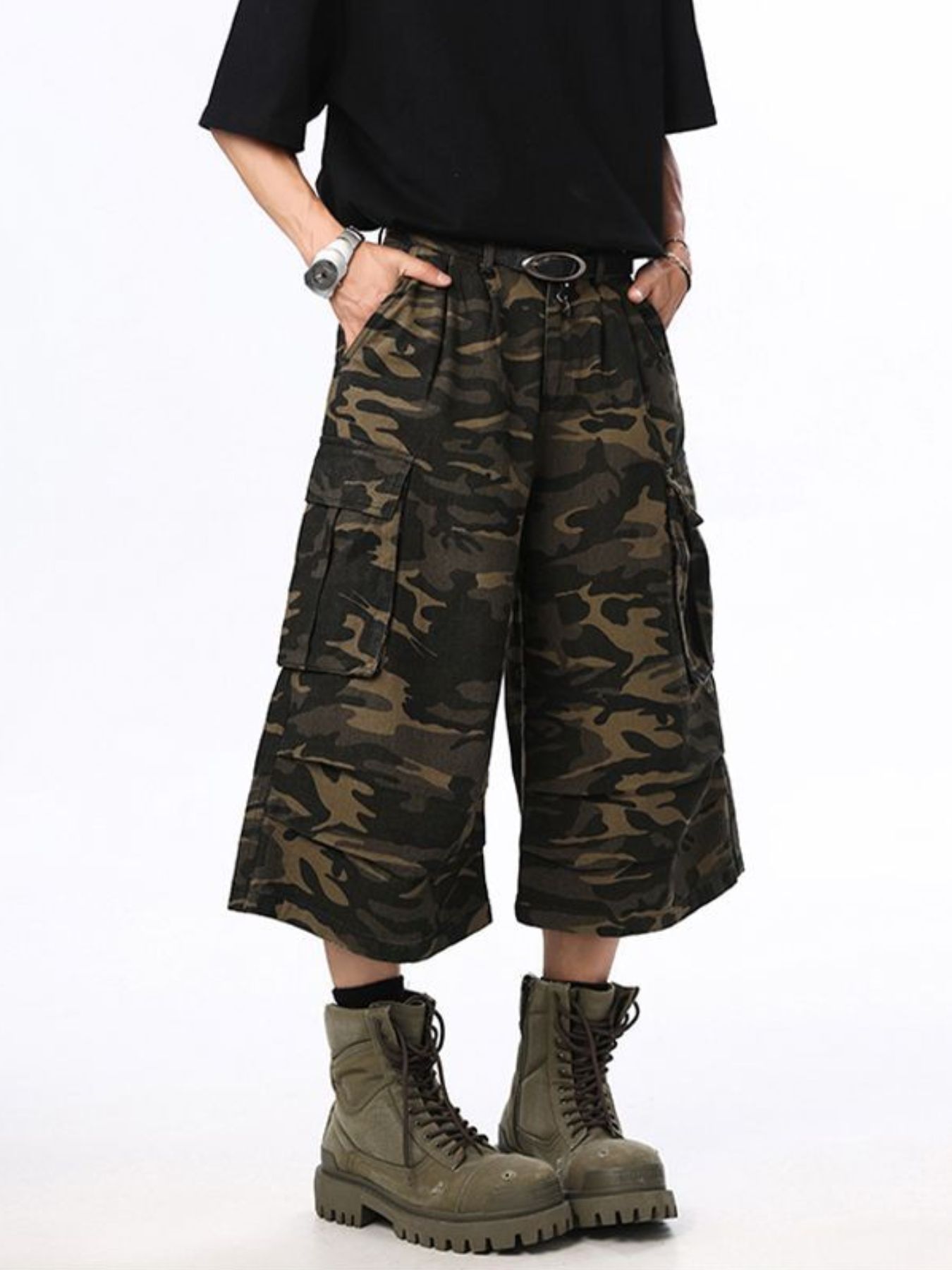 Men's Camo Cargo Shorts