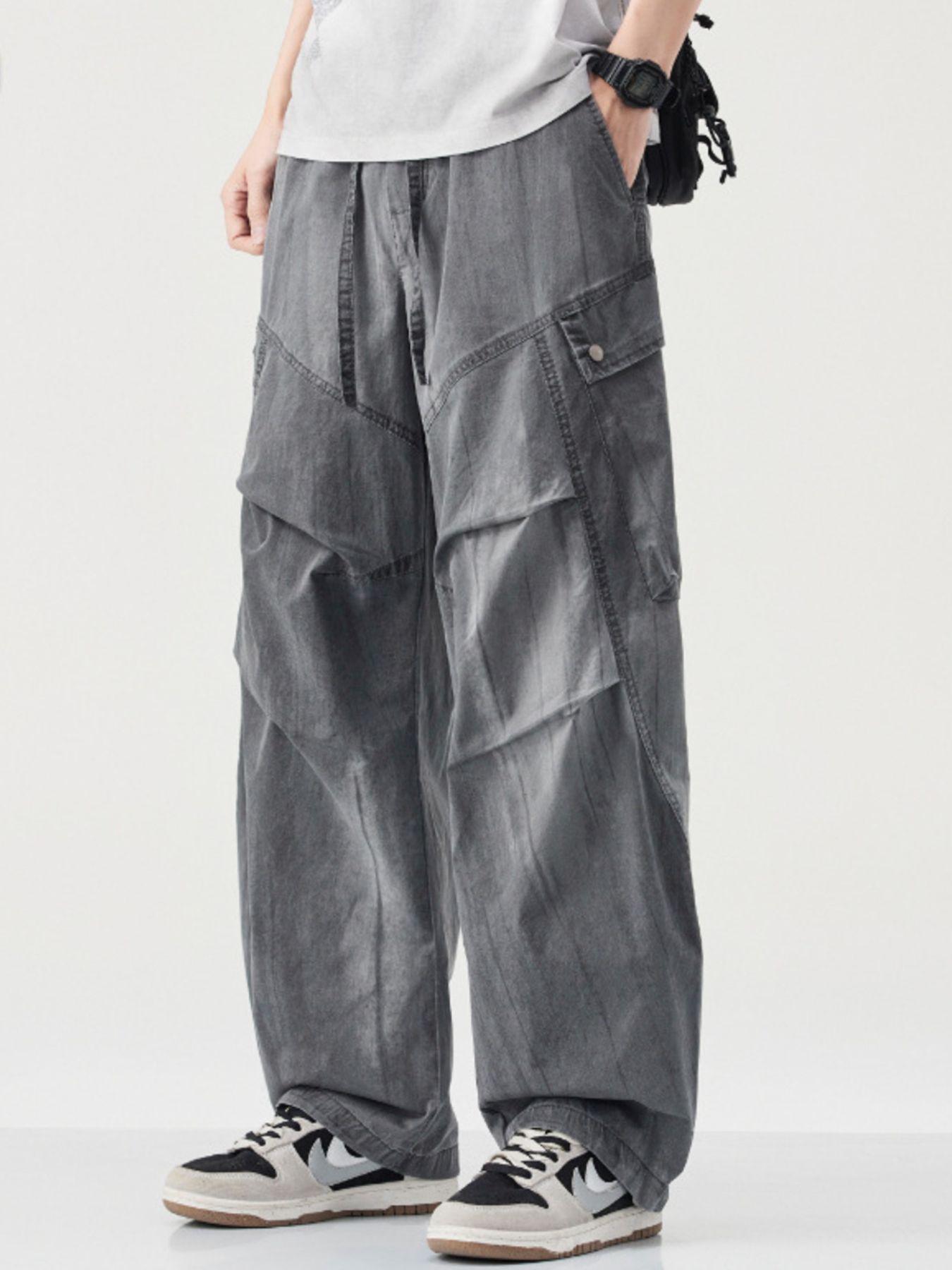 Men's Loose Fit Cargo Pants