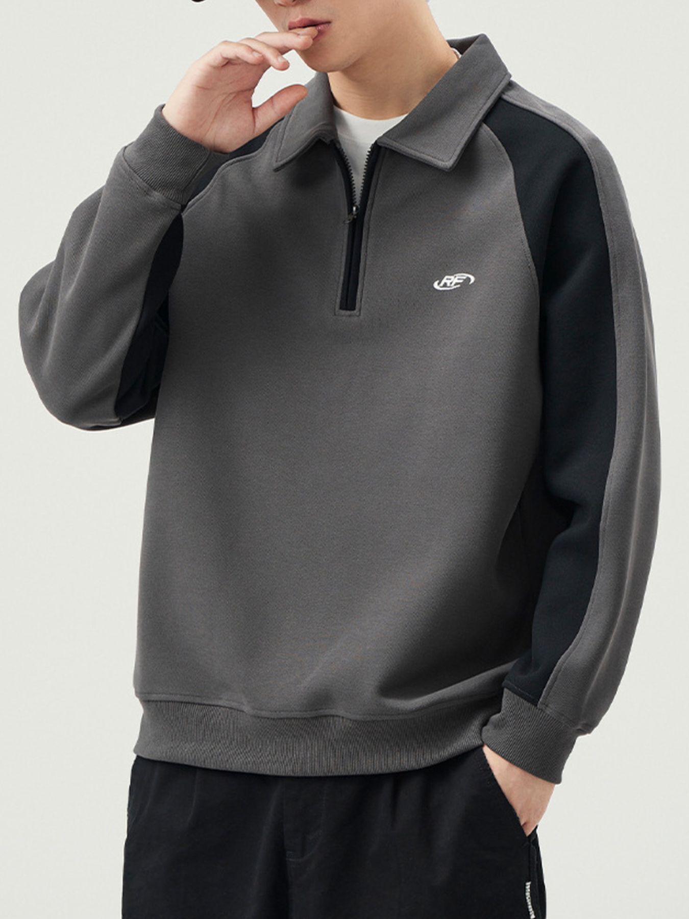 Men's Plus Size Two-Tone Raglan Sleeve Quarter Zip Sweatshirt