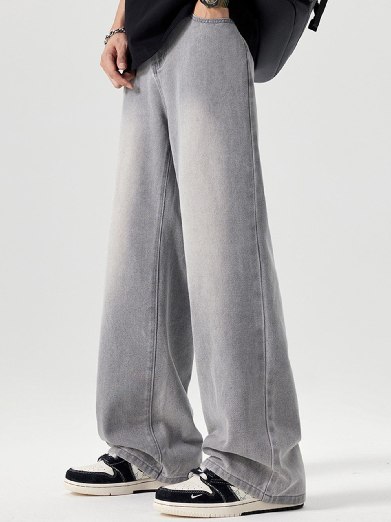 Men's Vintage Wash Wide Leg Jeans