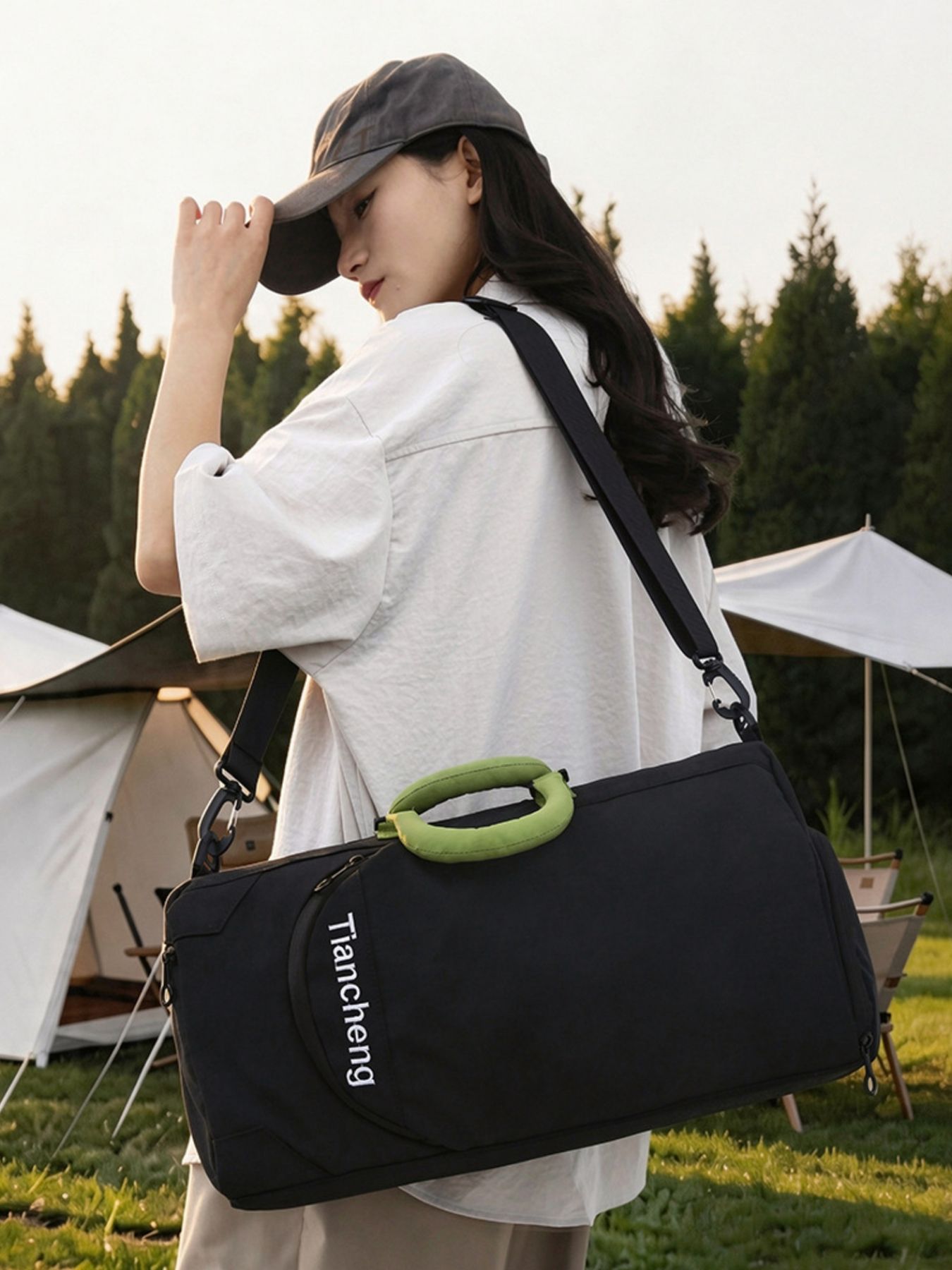 Large Capacity Duffel Bag 2