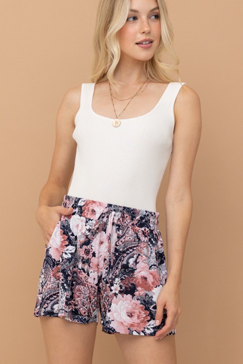 Wrinkle-free Stretchy Cooling Fabric Shorts