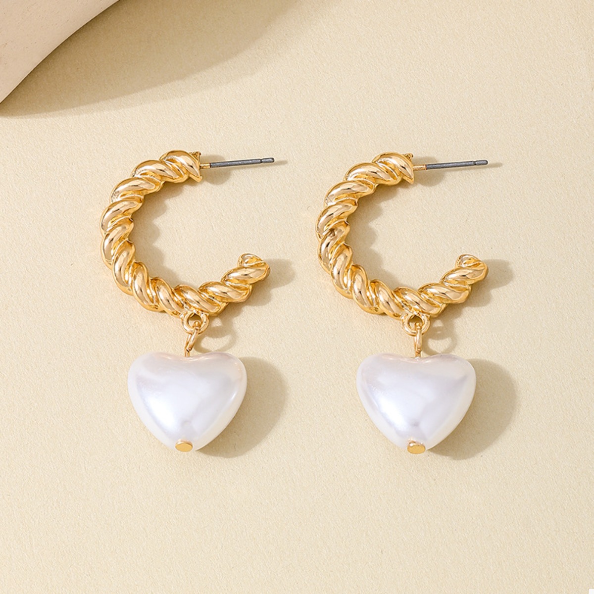 18K Gold-Plated C-Hoop Heart Earrings