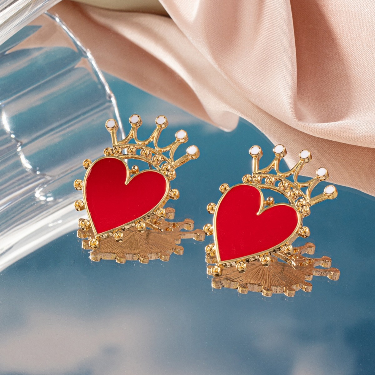 Crown Heart Stud Earrings