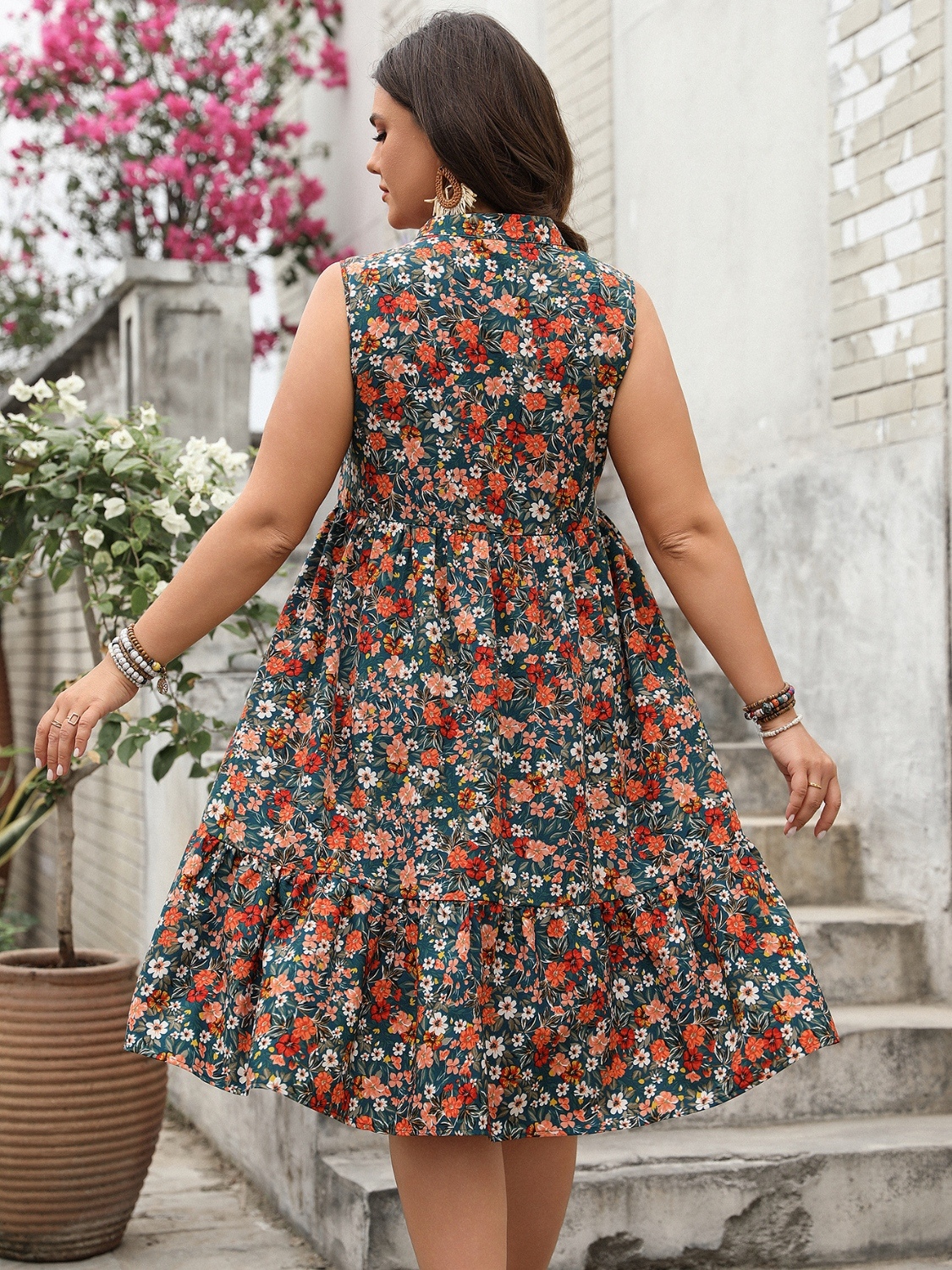 Plus Size Floral Notched Sleeveless Dress