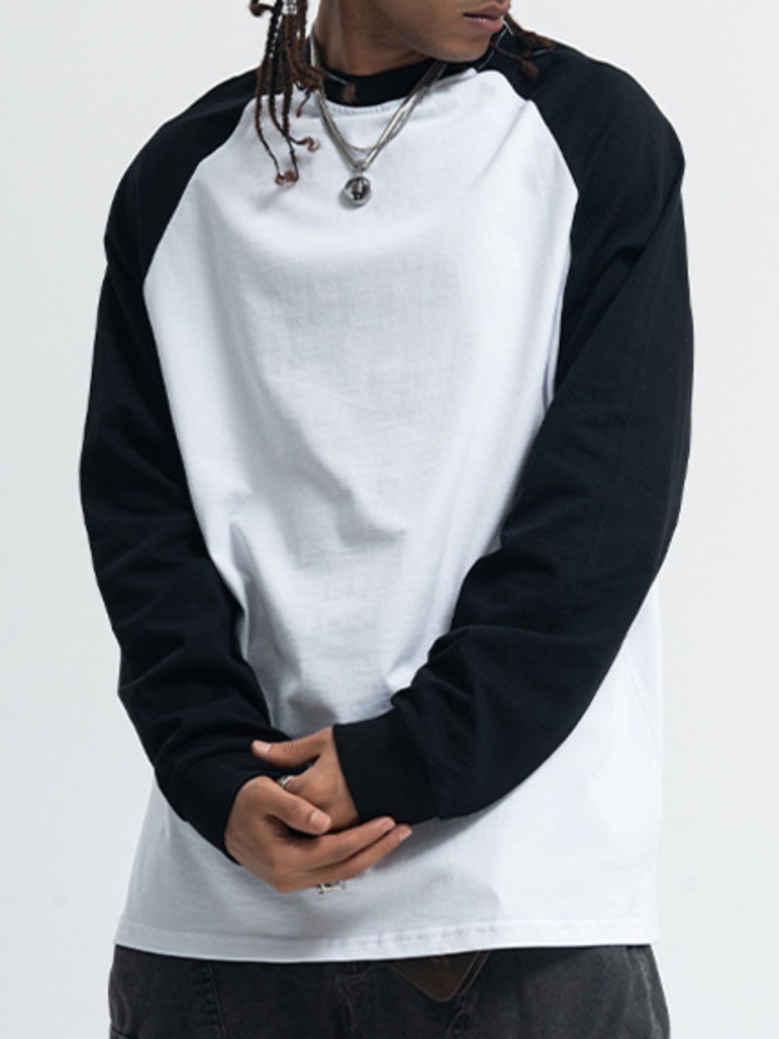 Men's Round Neck Raglan Long Sleeve T-Shirt