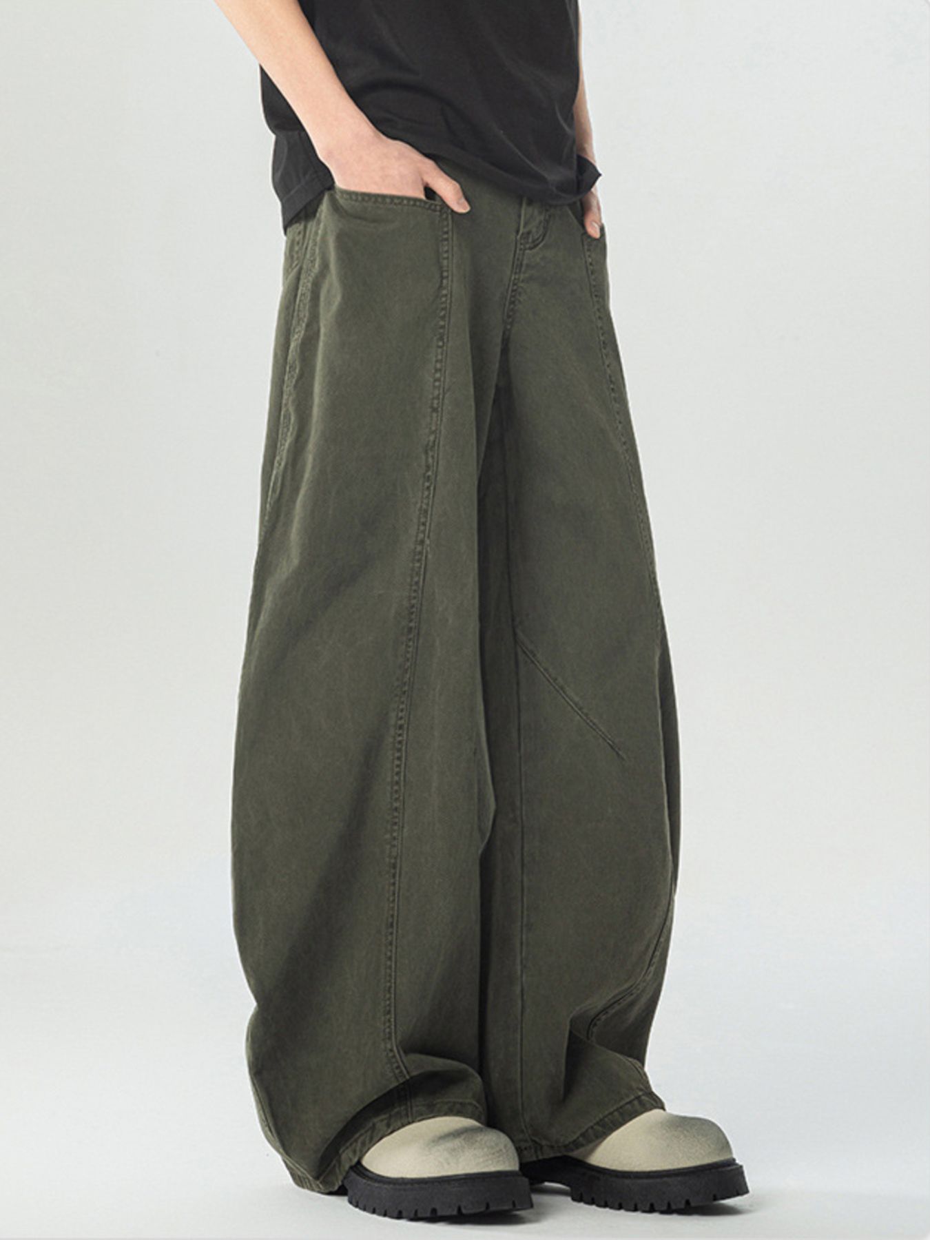 Men's Pocketed Wide Leg Pants