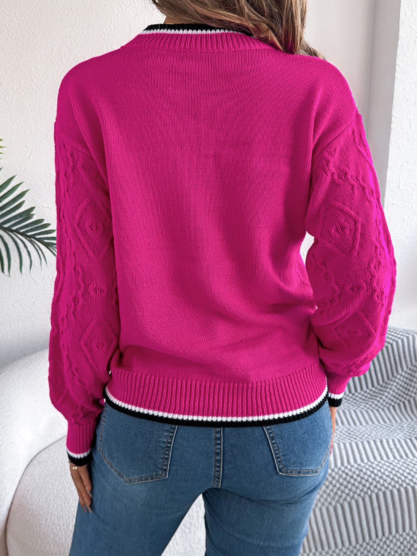 Contrast Trim Round Neck Sweater