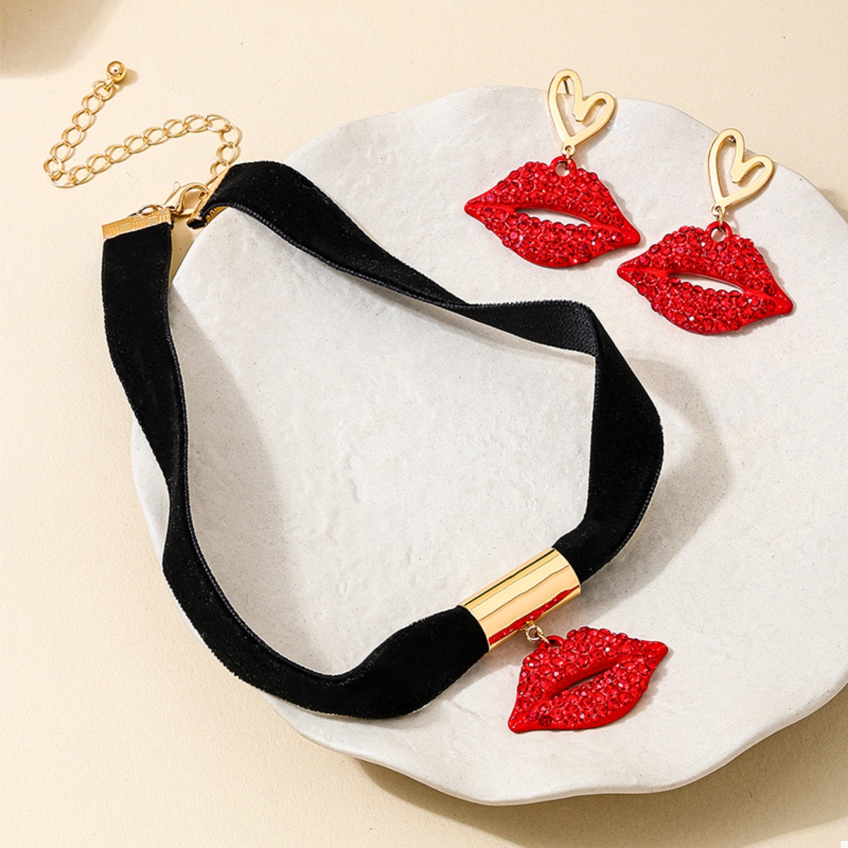 Rhinestone Lip Earrings and Necklace Jewelry Set