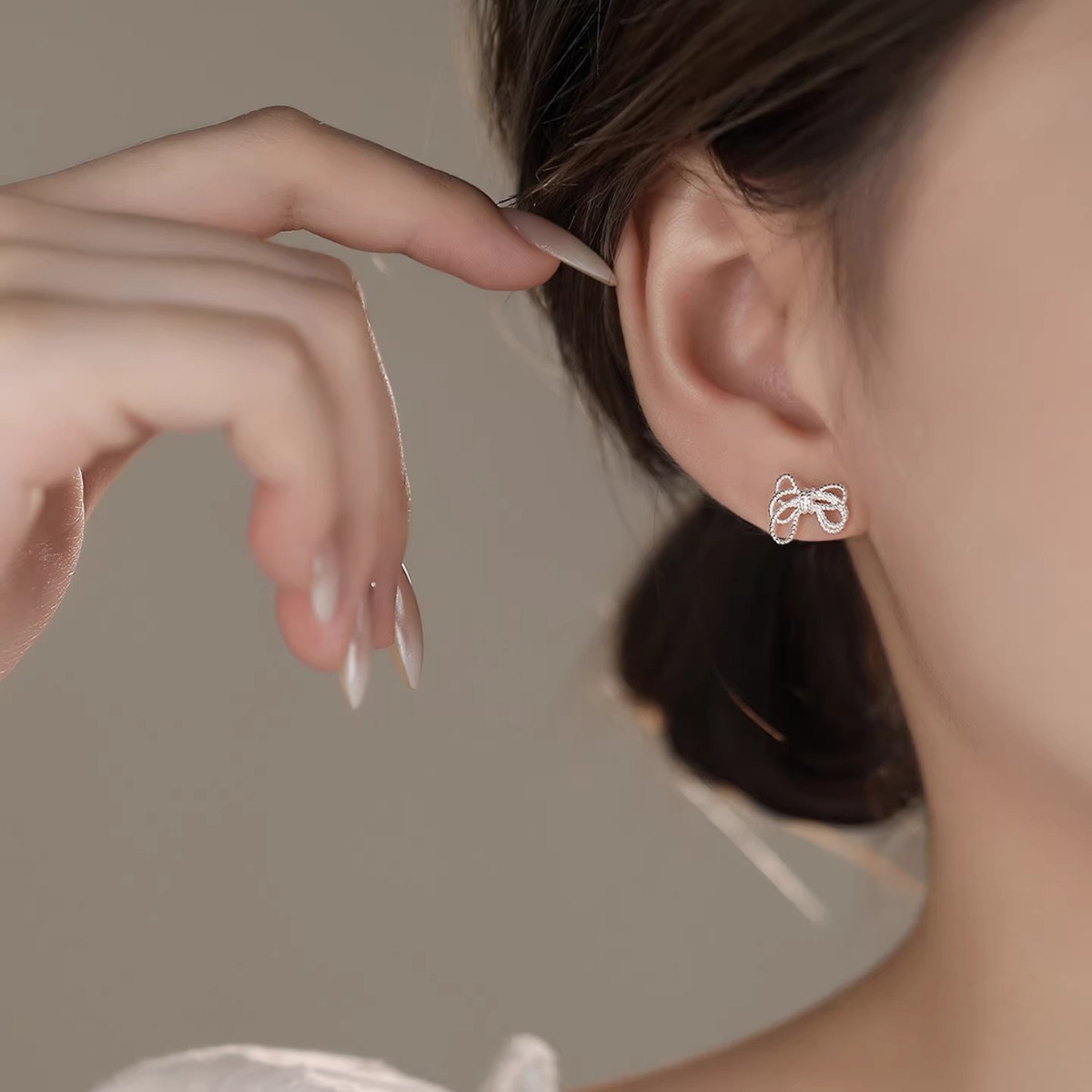 925 Sterling Silver Bow Knot Stud Earrings