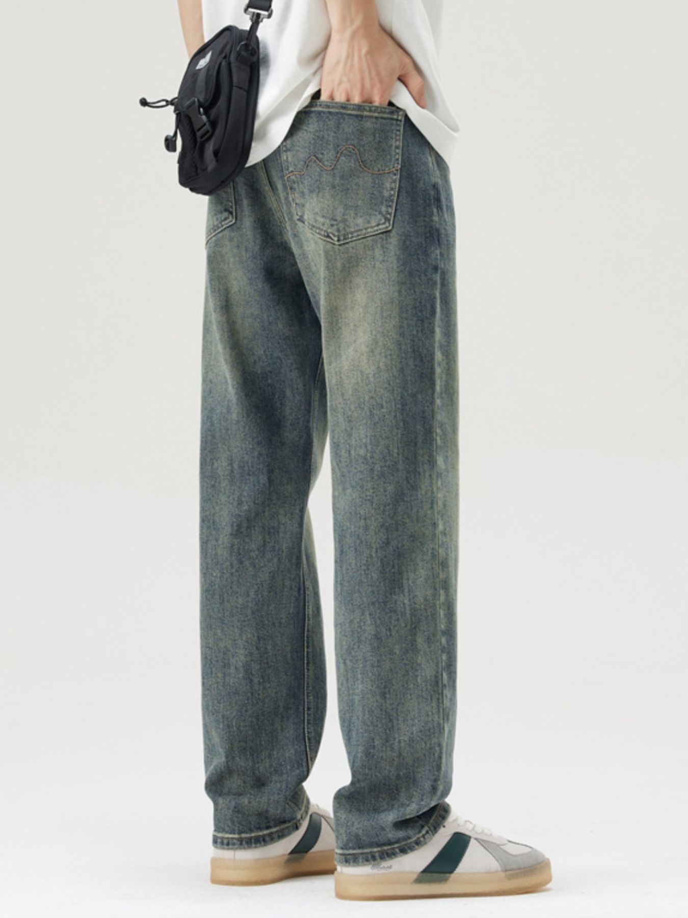 Men's Wide Leg Jeans