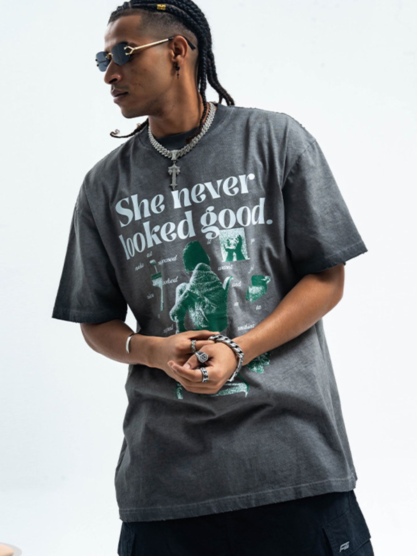 Men's Vintage Graphic Round Neck Oversized T-Shirt