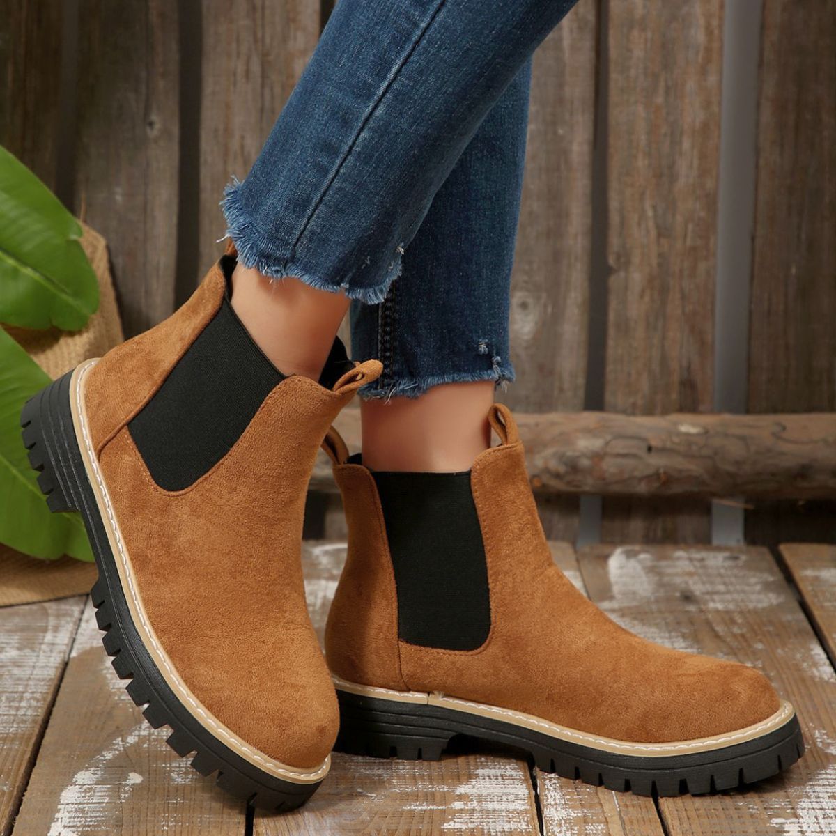 Round Toe Block Heels Boots