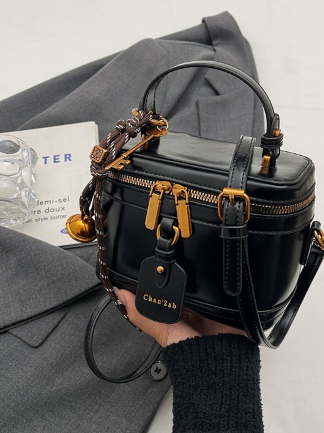 Retro Style Boxy Crossbody Bag