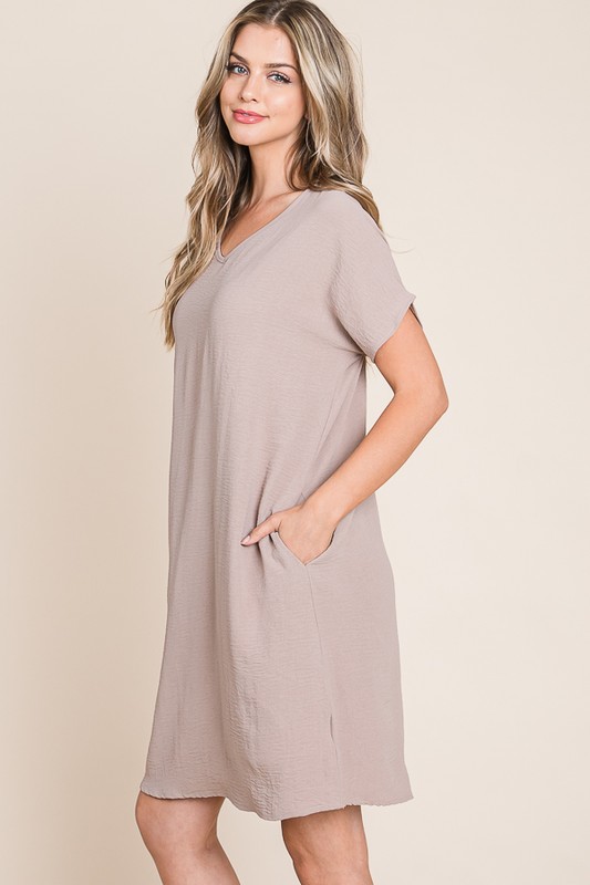 V-Neck Short Sleeve Dress with Pockets