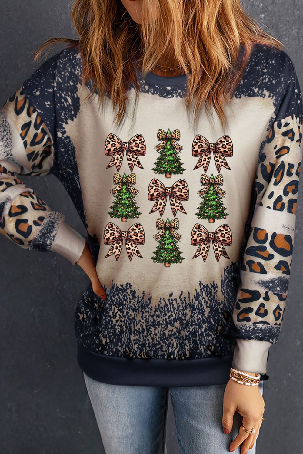 Christmas Tree & Leopard Bow Round Neck Sweatshirt