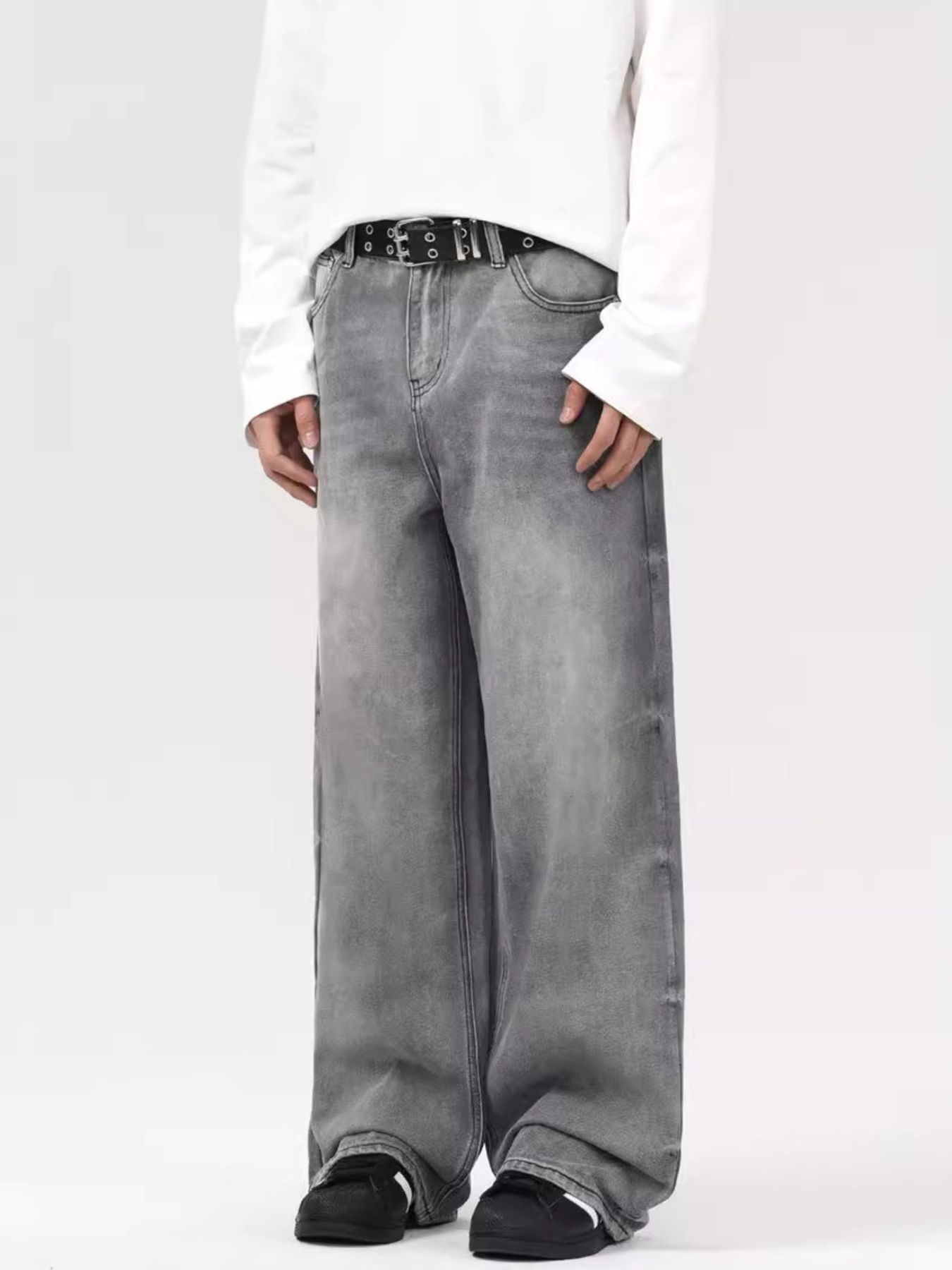Men's Vintage Wash Wide Leg Jeans