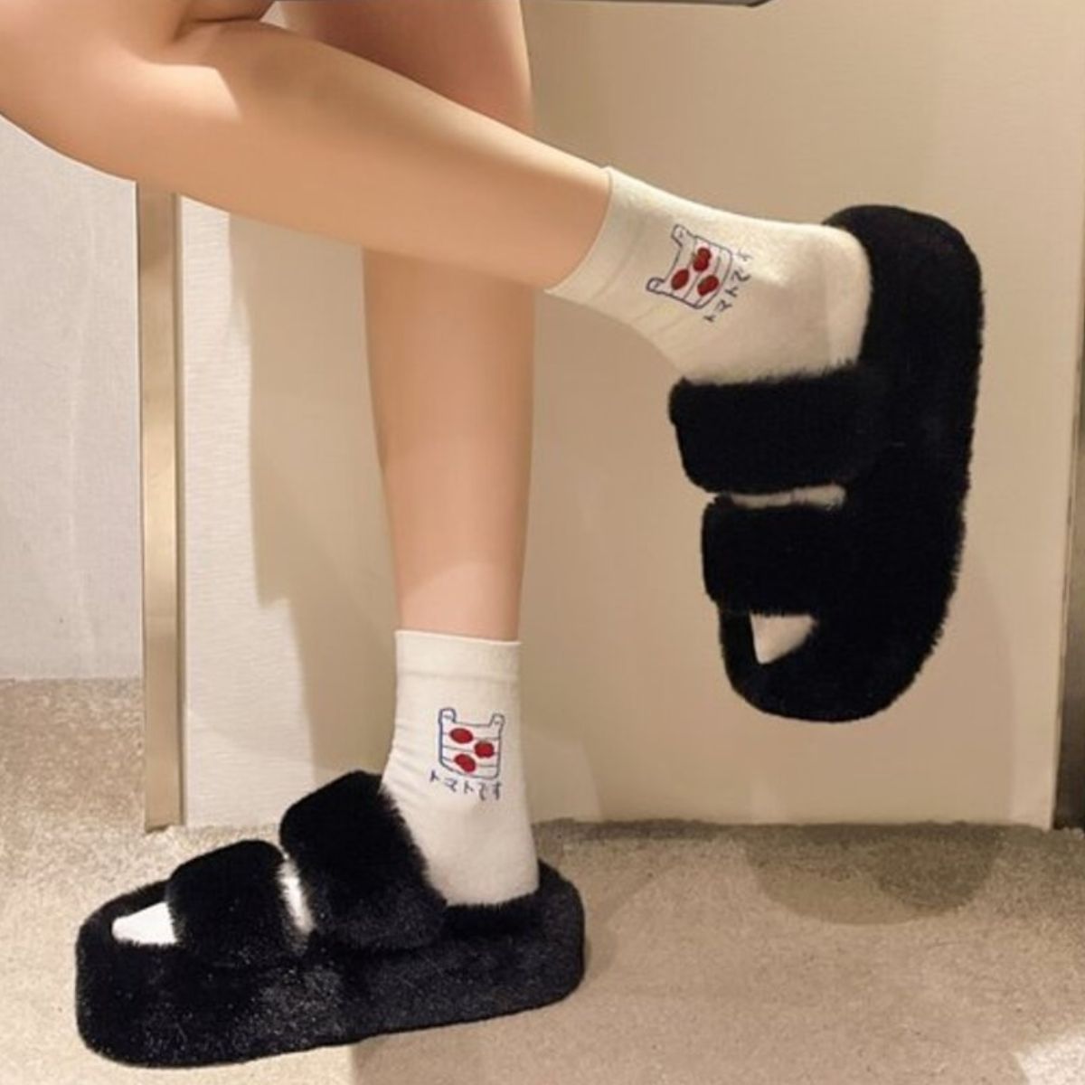 Fuzzy Open Toe Slippers