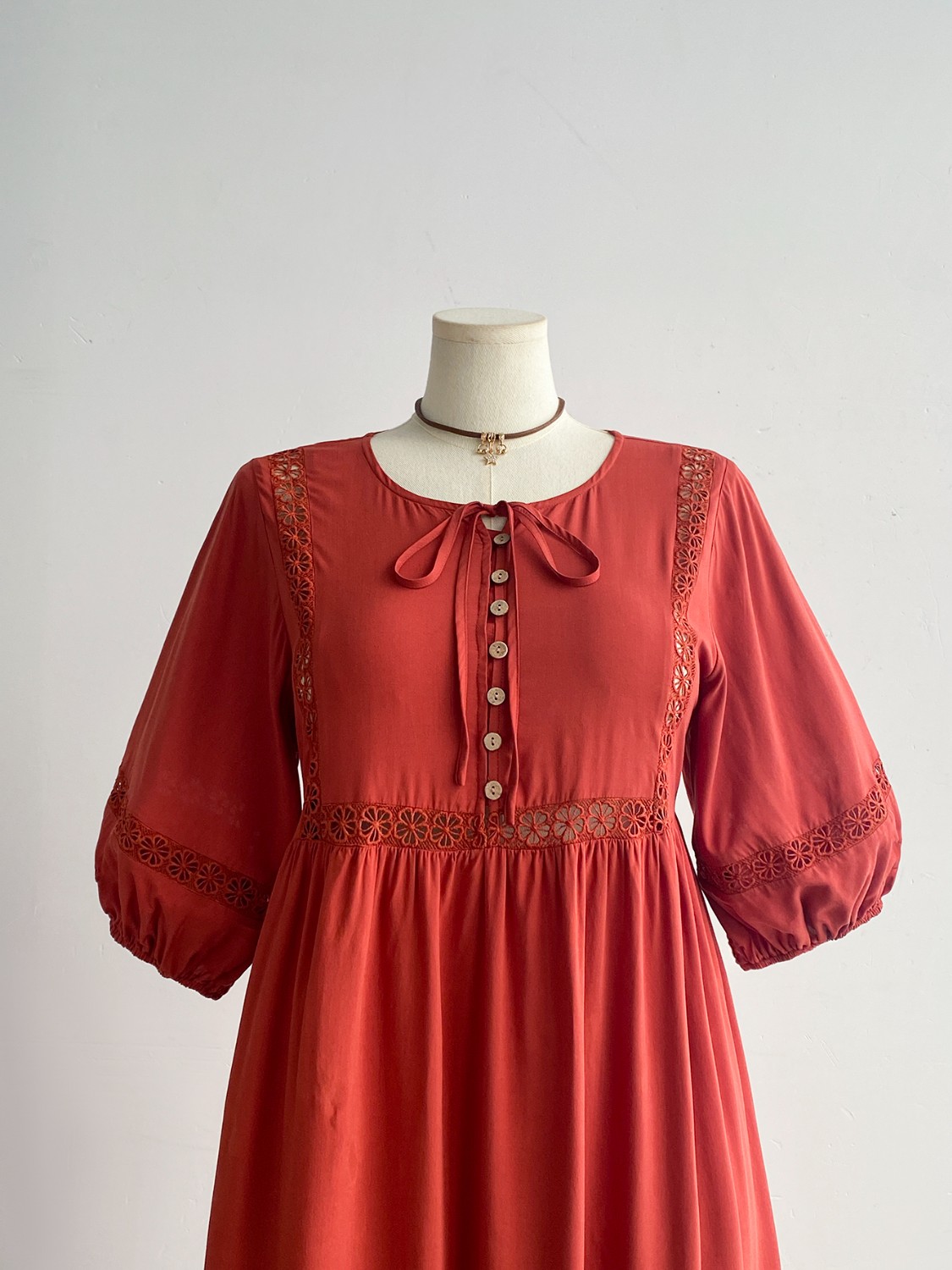 Plus Size Tie Neck Puff Sleeve Midi Dress with Lace Trim