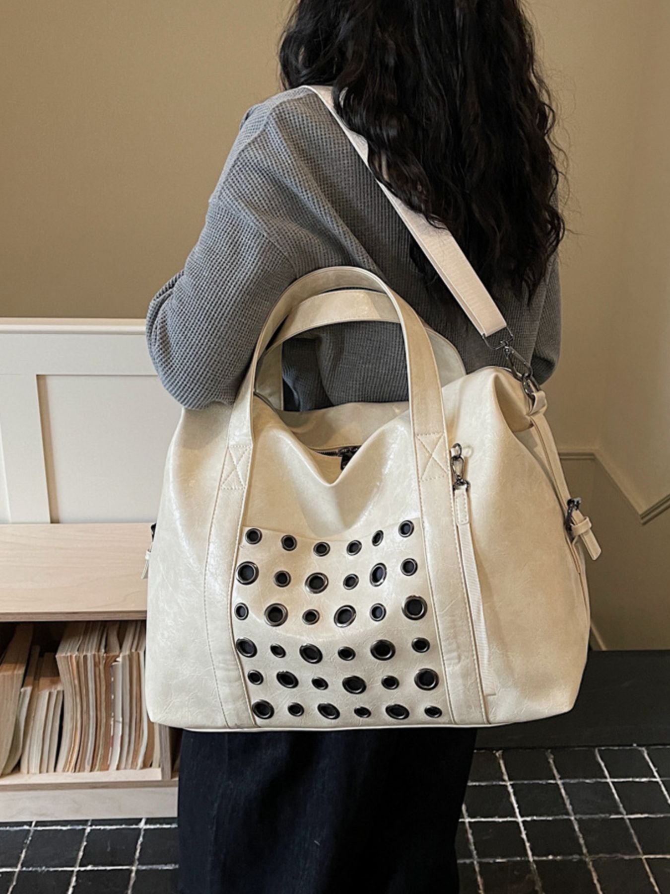 Chic Eyelet Embellished Crossbody Travel Bag 4