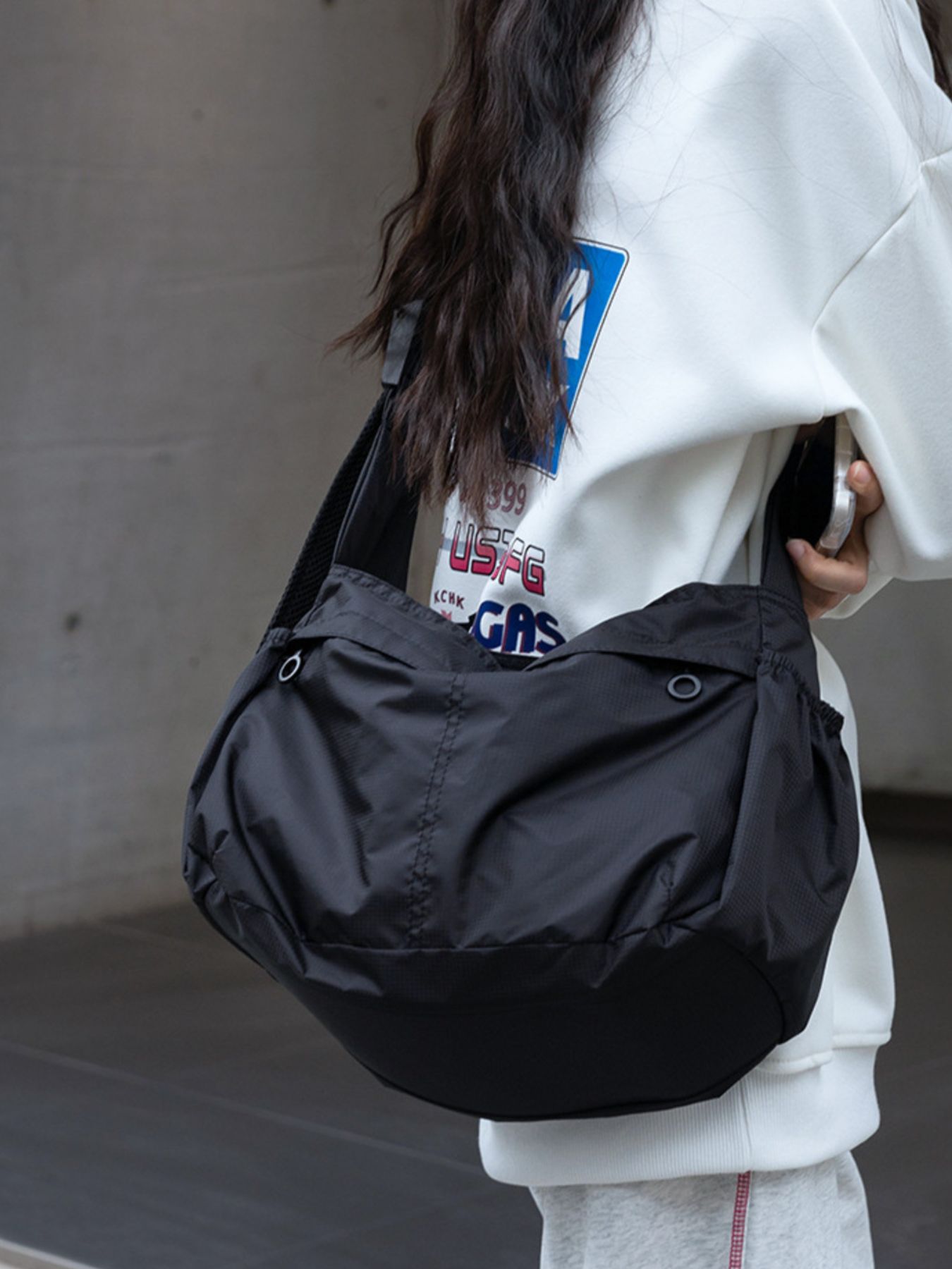 Lightweight Nylon Casual Crossbody Bag