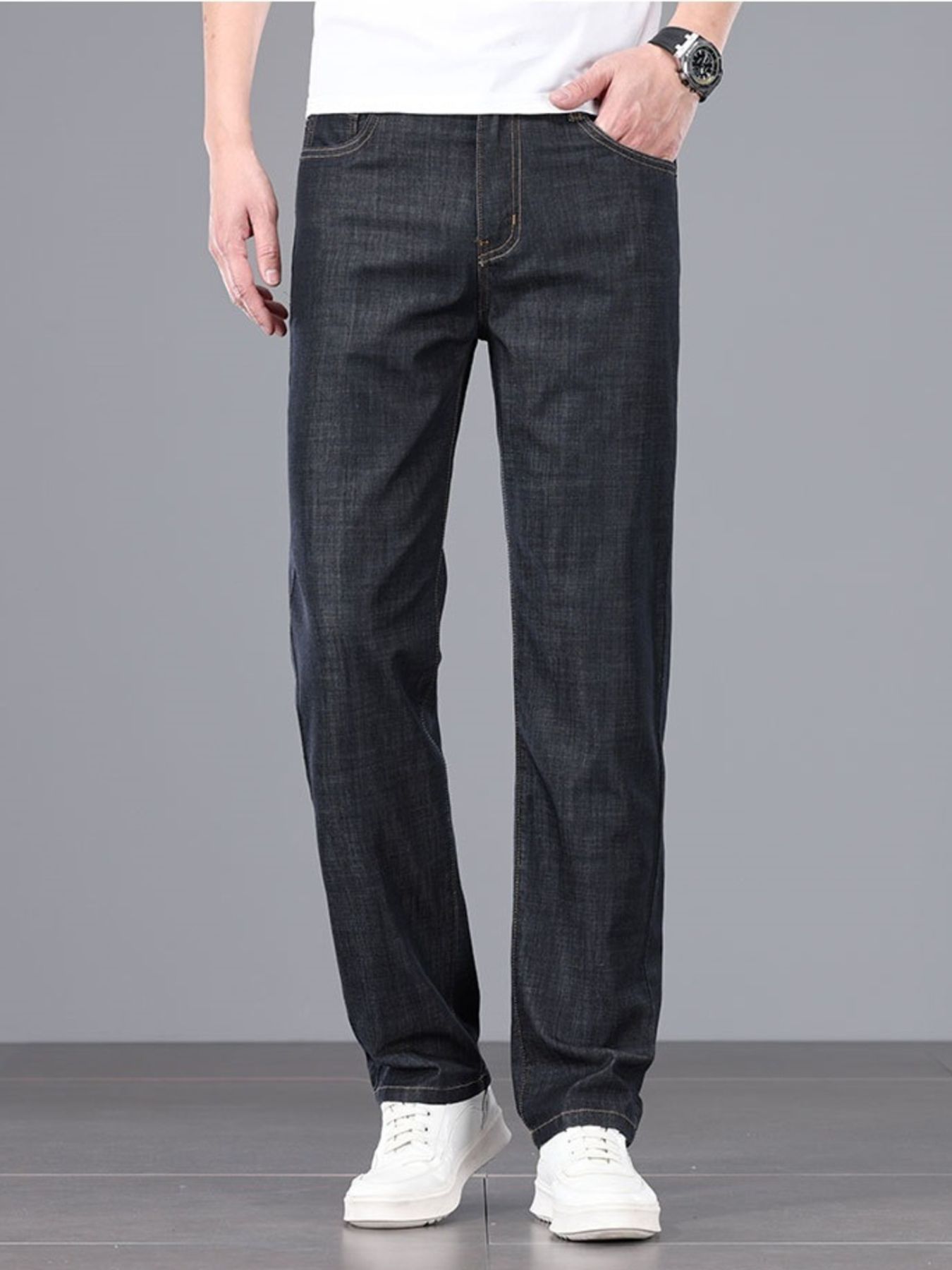 Men's Wash Straight Leg Comfort Jeans