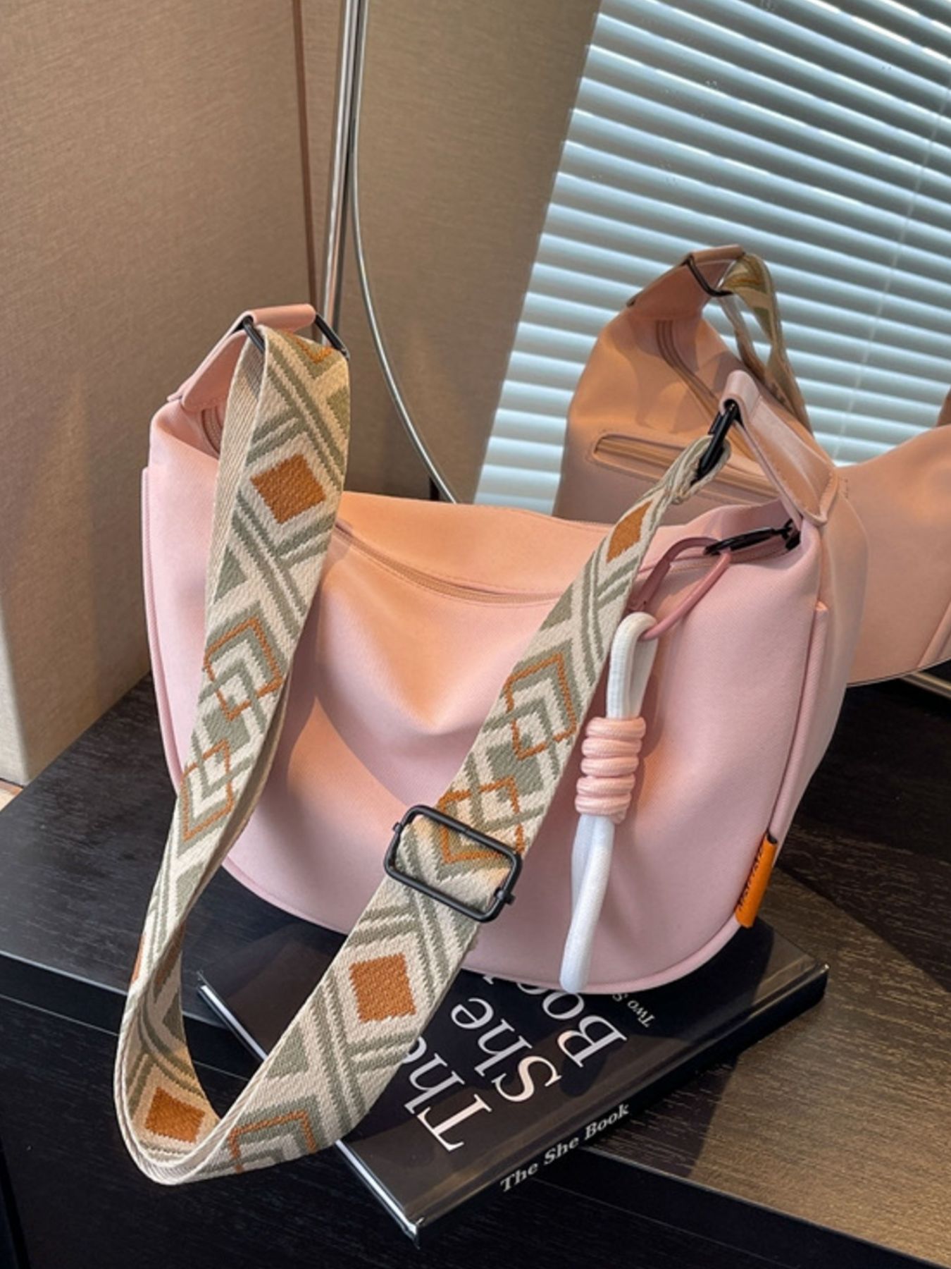 Geometric Strap Crossbody Bag 5