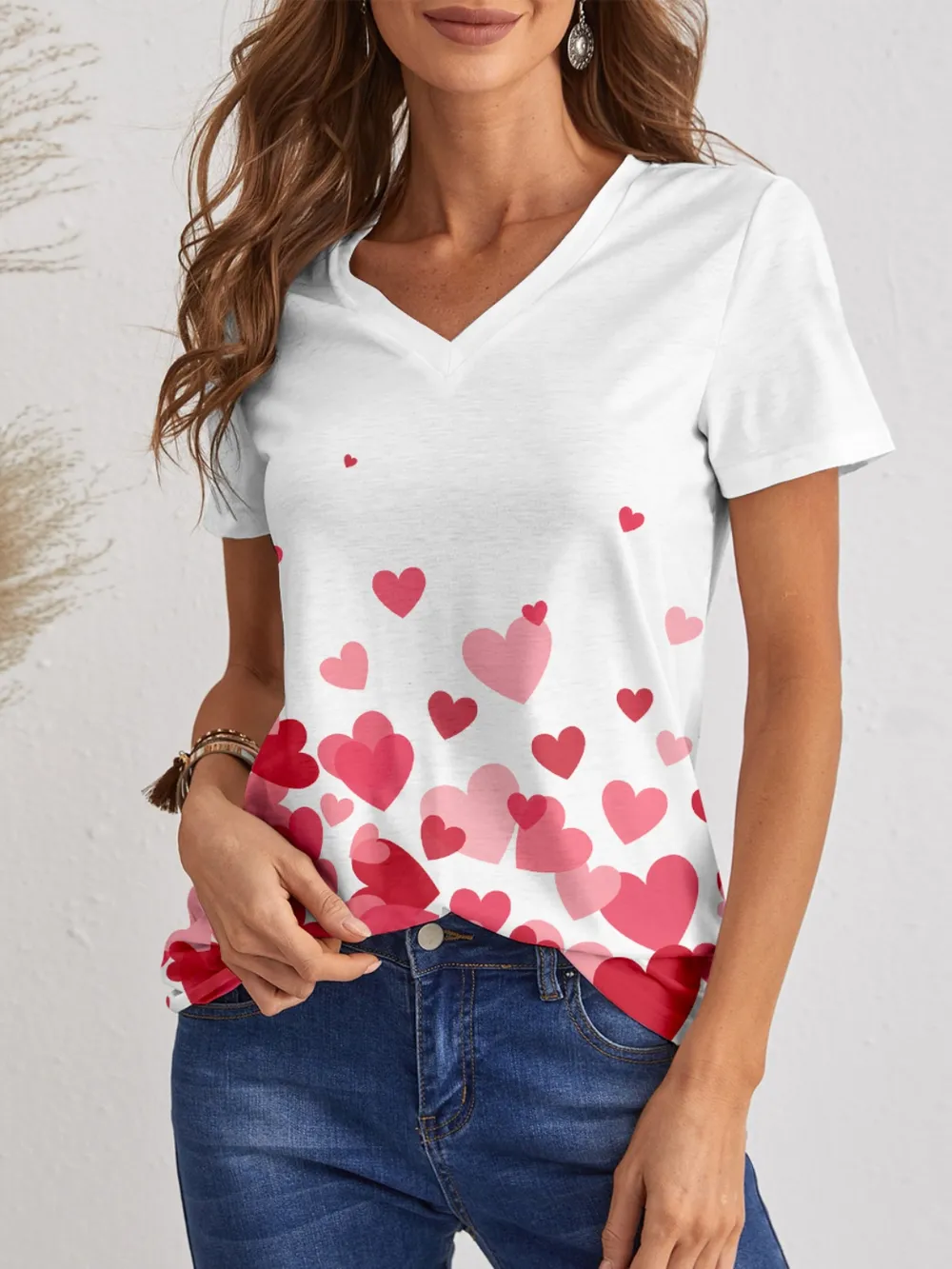 Sample FAM-FAM Heart V-Neck Short Sleeve T-Shirt, image size:1000x1333