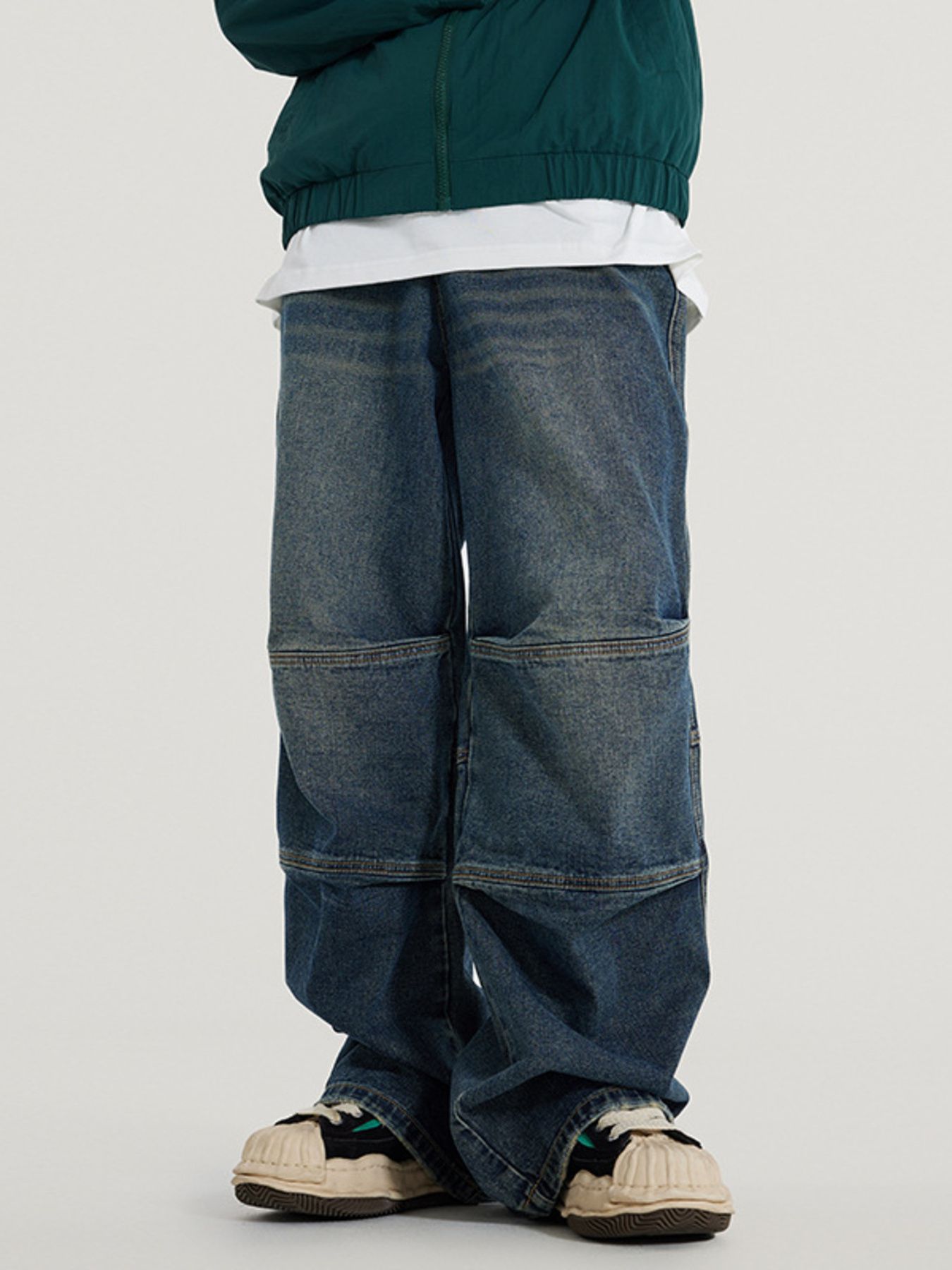 Men's Vintage Wide Leg Utility Jeans with Multi-Panel Design