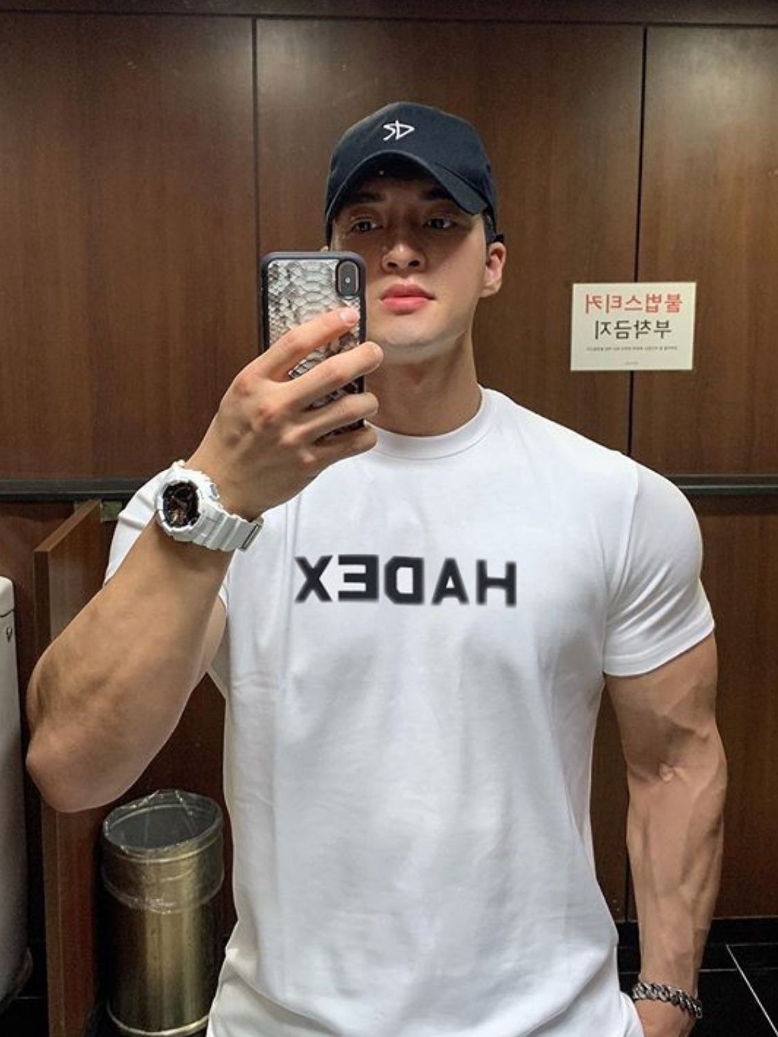 Men's Plus Size Round Neck Letter Graphic T-Shirt